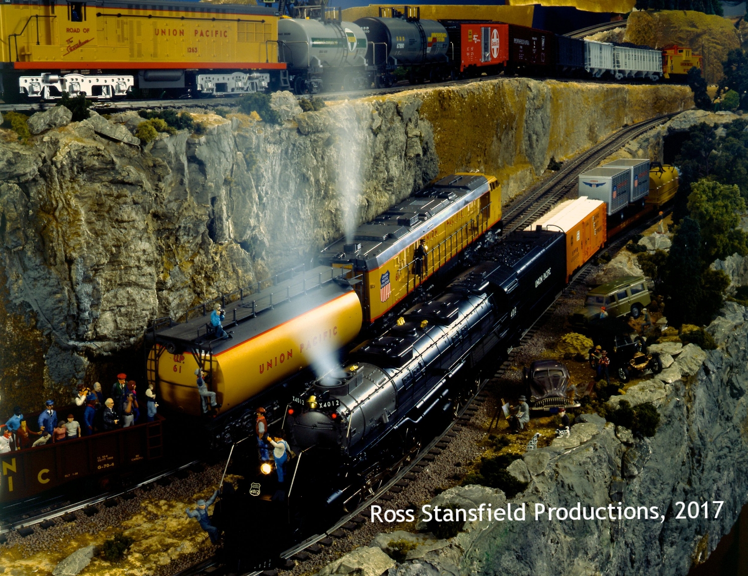 MTH Union Pacific Veranda Turbine UP fan trip meets 3rd Rail Big boy