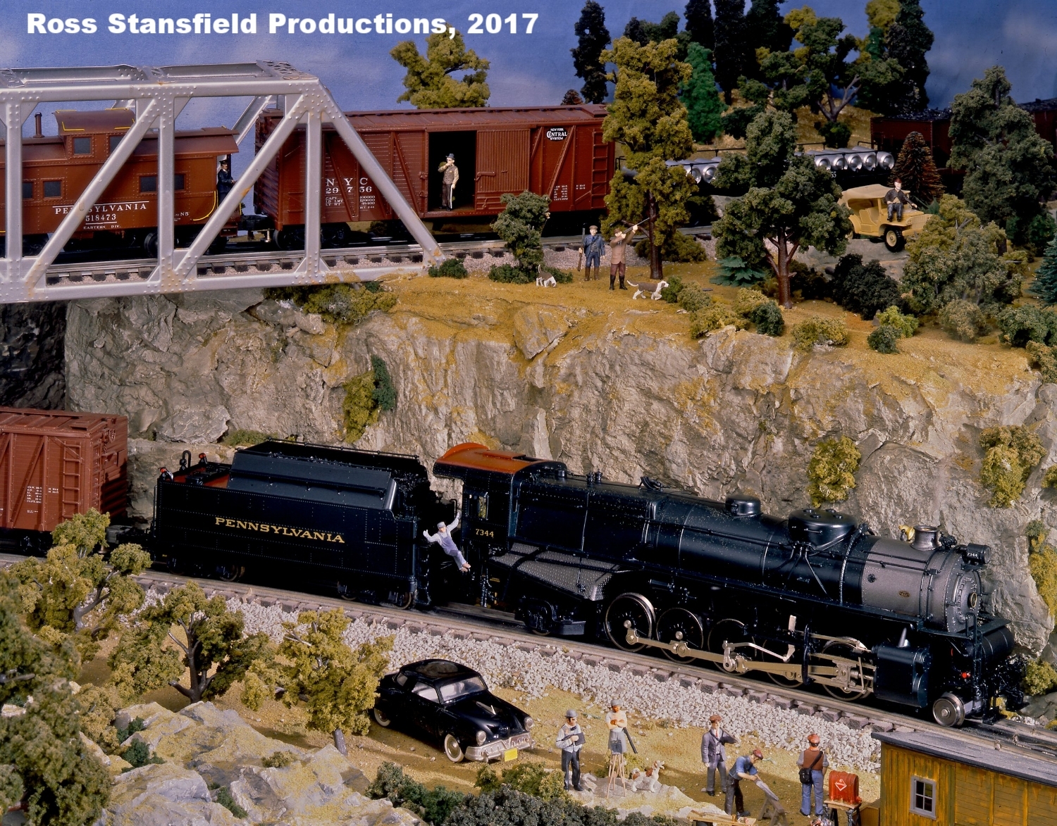 3RD Rail Decopod and 1952 Studebaker Loewy Design.
