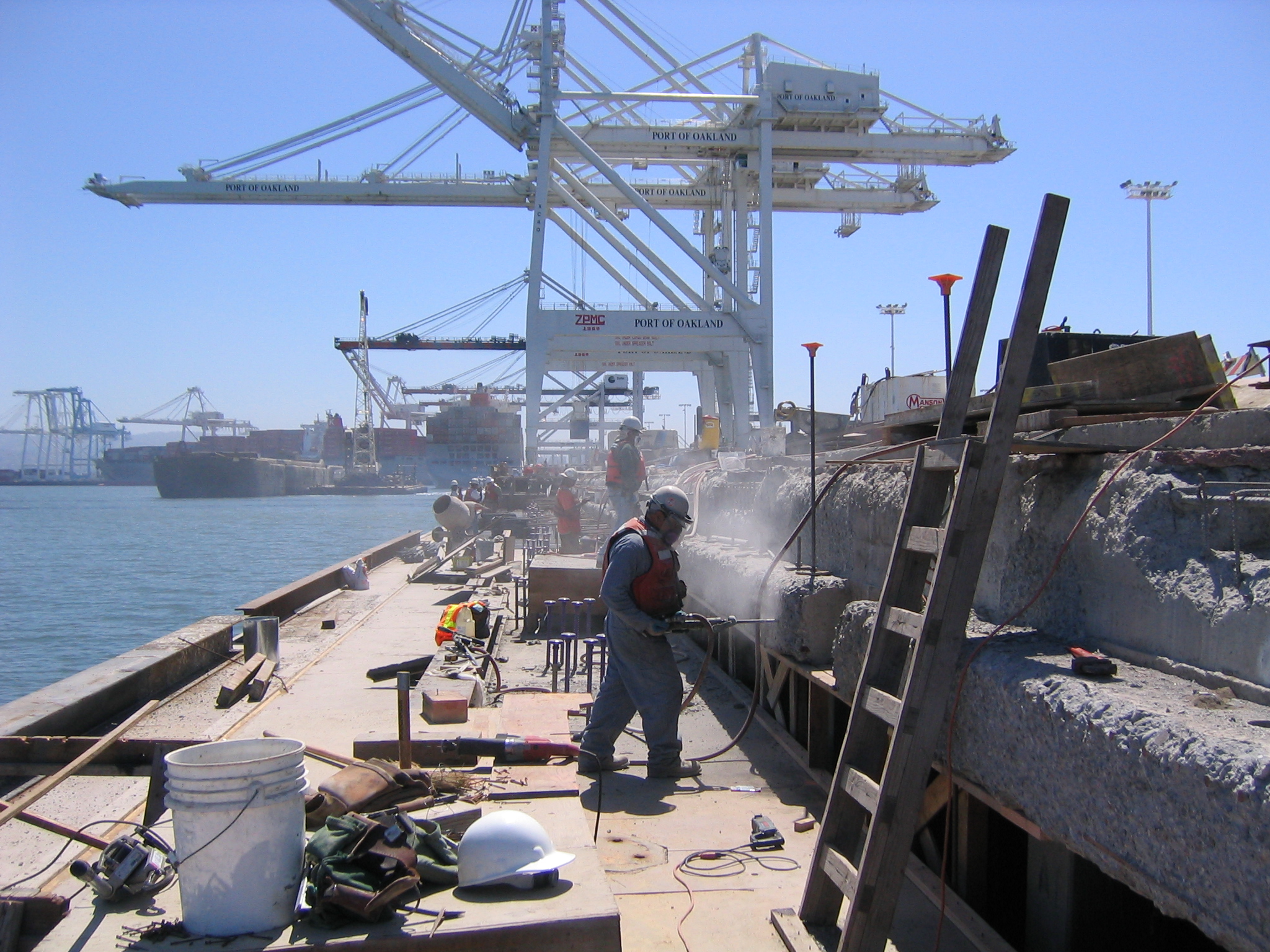 Berth 32/33 Wharf Rehabilitation