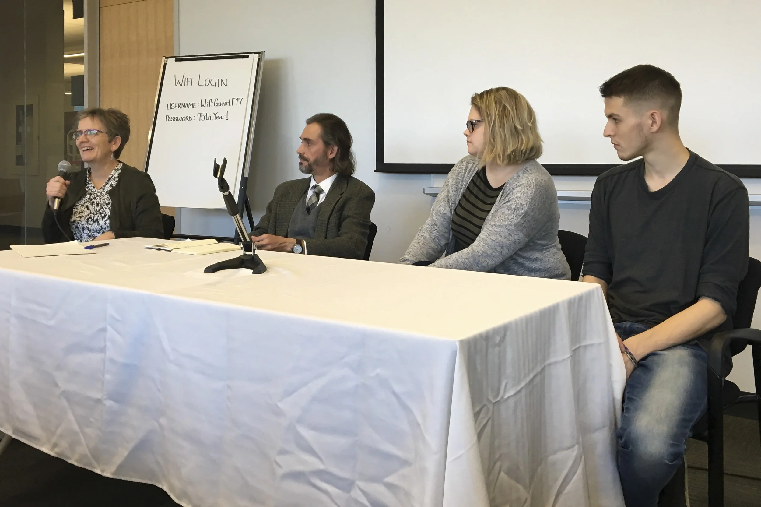 Faculty/Student Panel Photo Credit: Genie Powell
