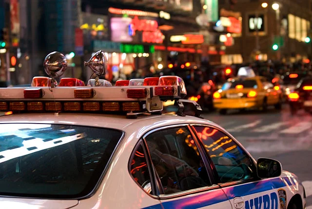 640px-NYPD_Police_Car.jpg