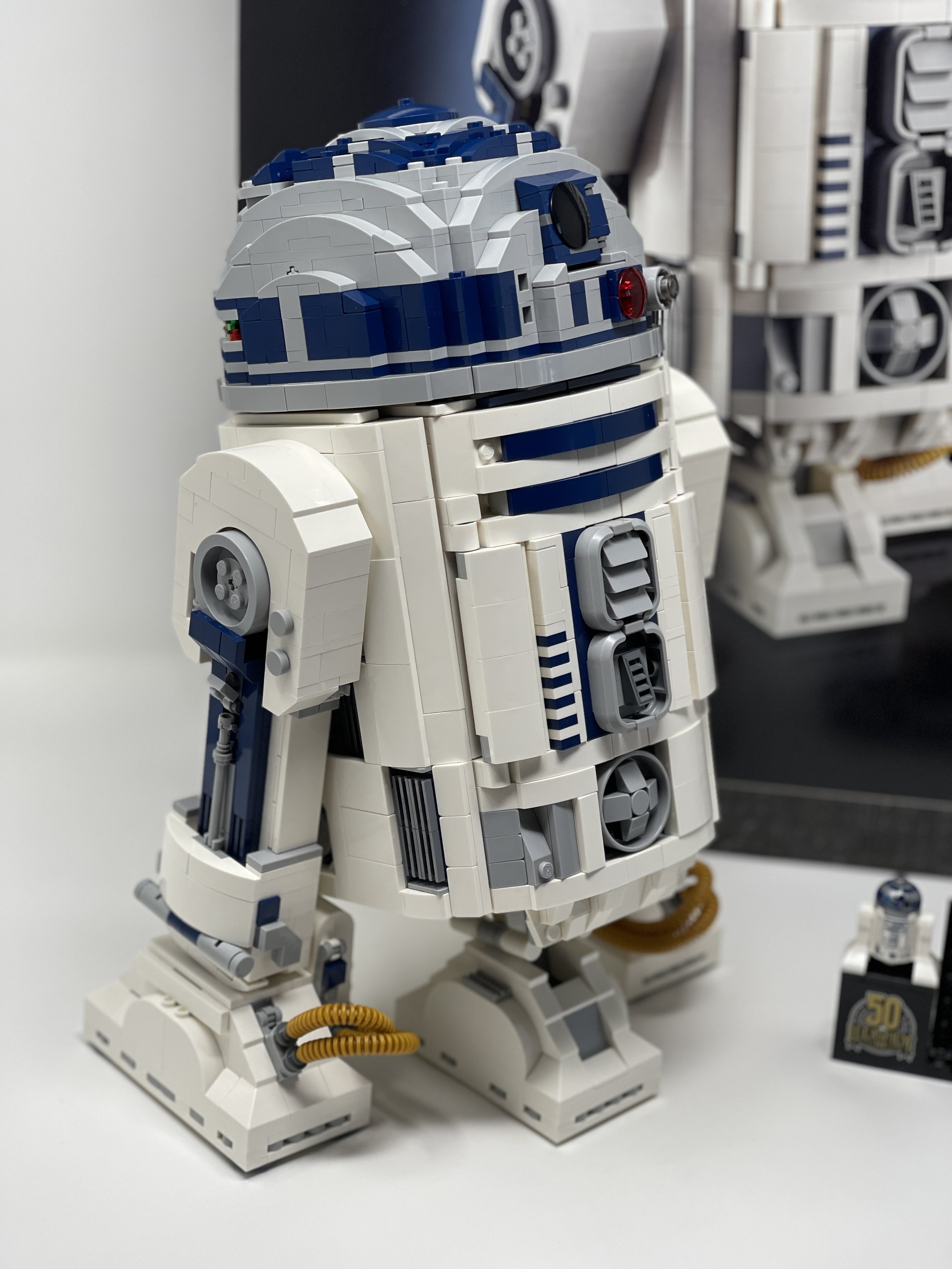 LEGO - R2 D2 -8.jpg