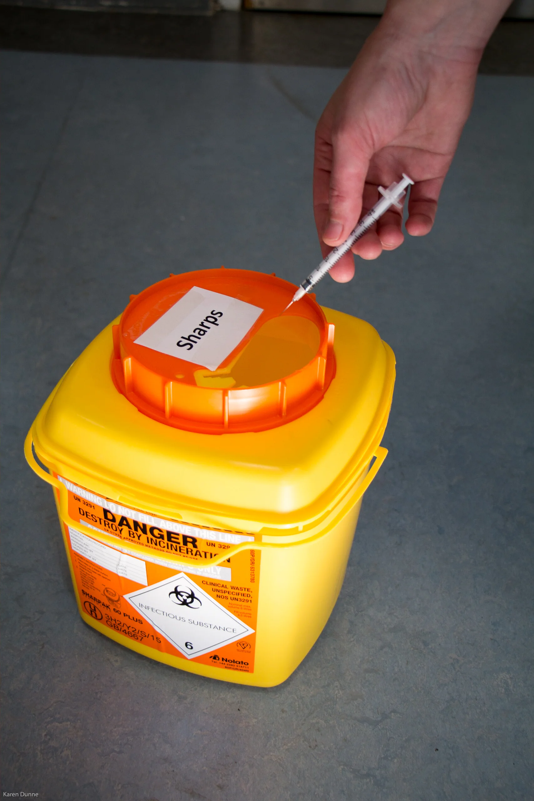 Laboratory essentials — Vet Nursing Education