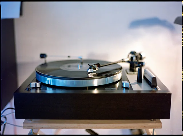analogue revolution: record player