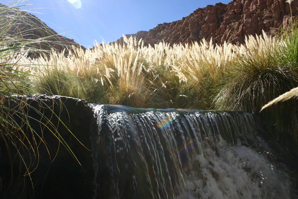 termas_waterfall.jpg