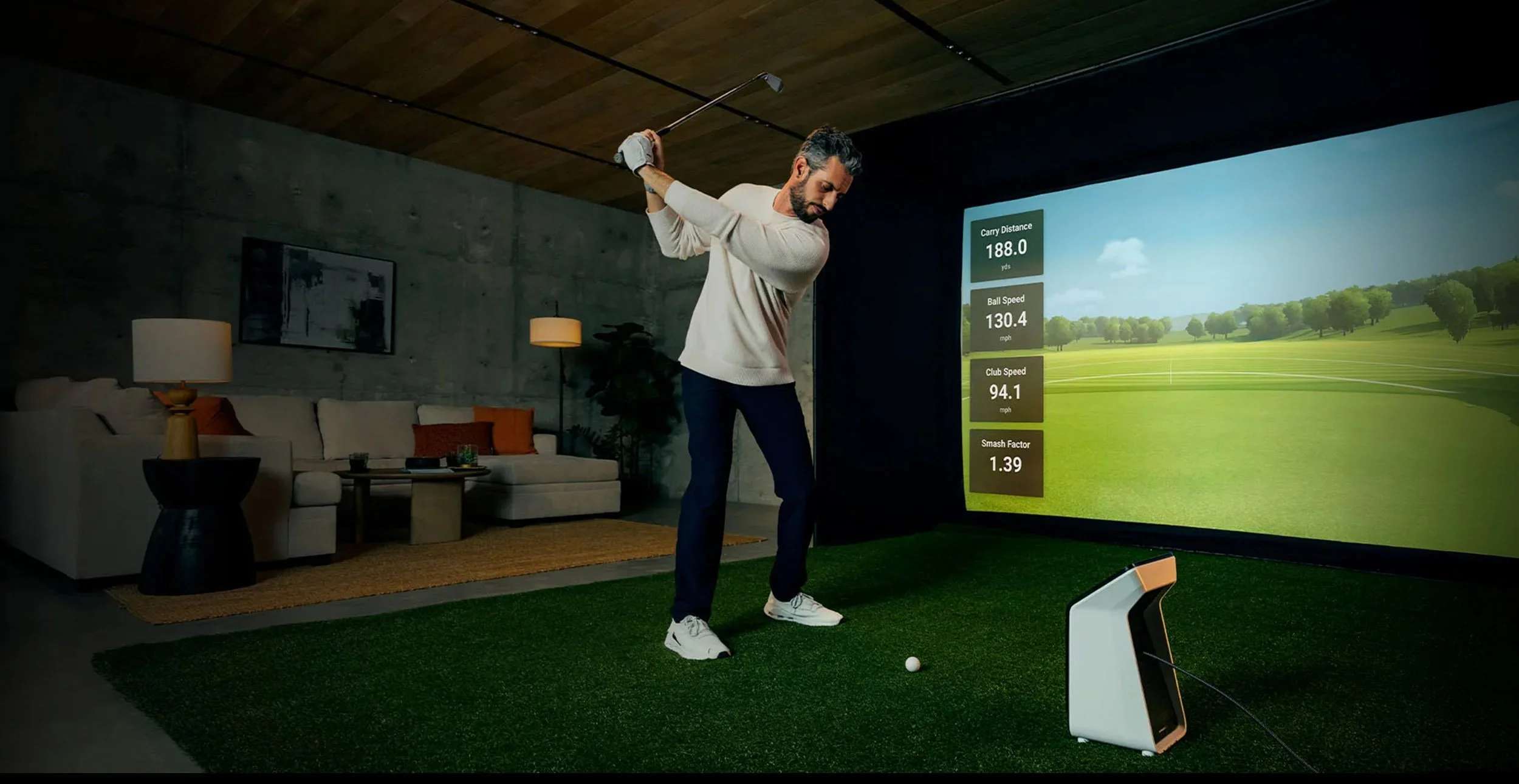1-25-Bradford-Design-Co-Golf-Straightshot-Mobile-Golf-Simulator-Compressed.jpg
