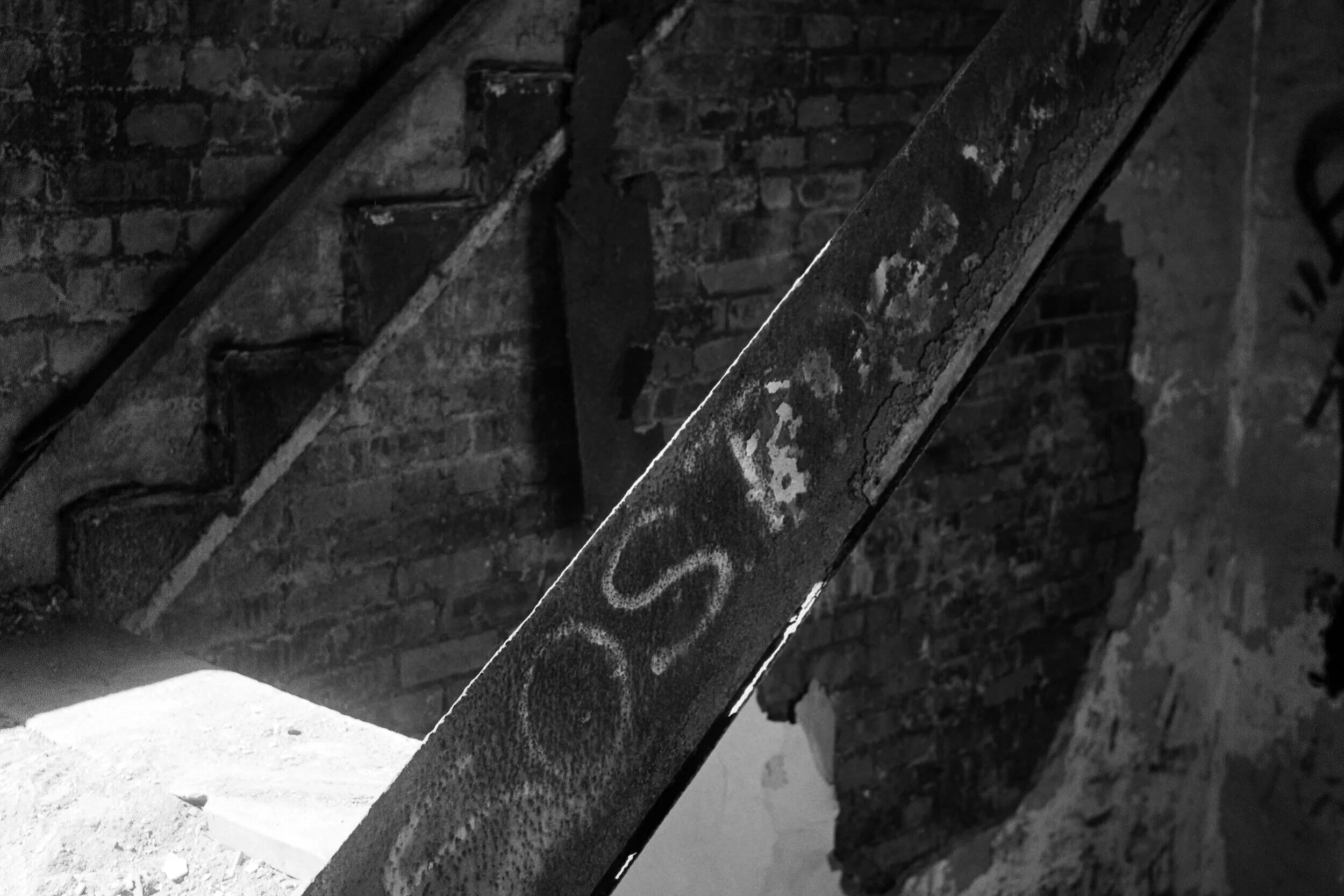 Stairs_SI.jpg