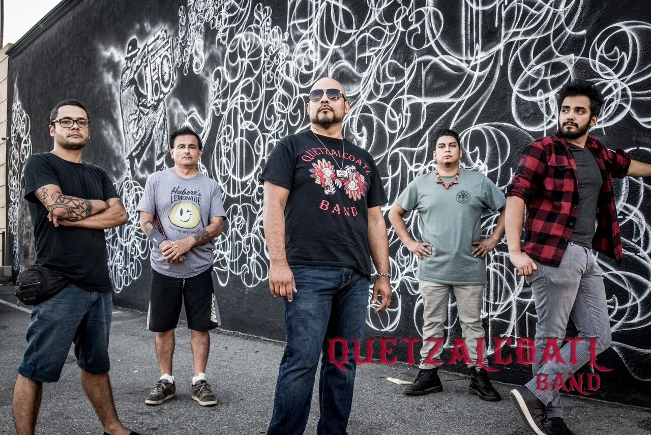 Quetzalcoatl Band 1.jpg
