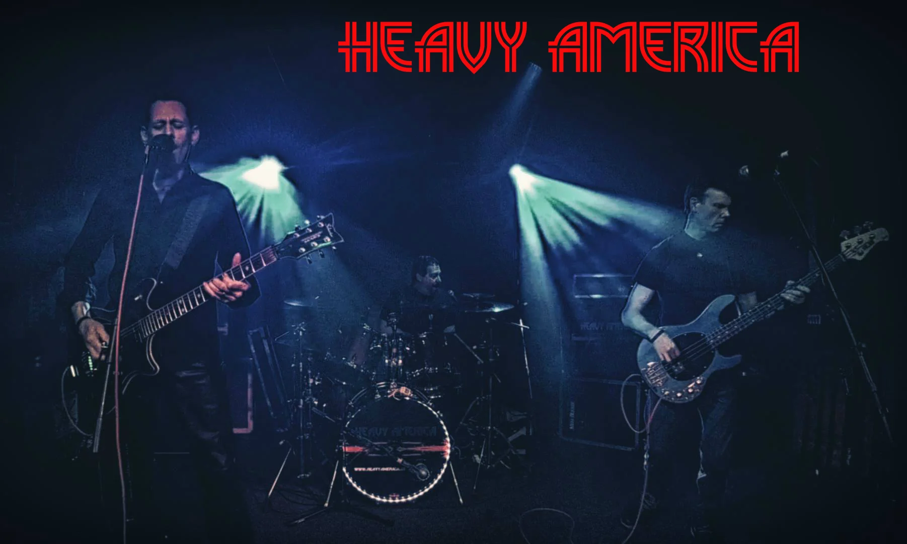 Heavy AmericA - Live Photo.jpg