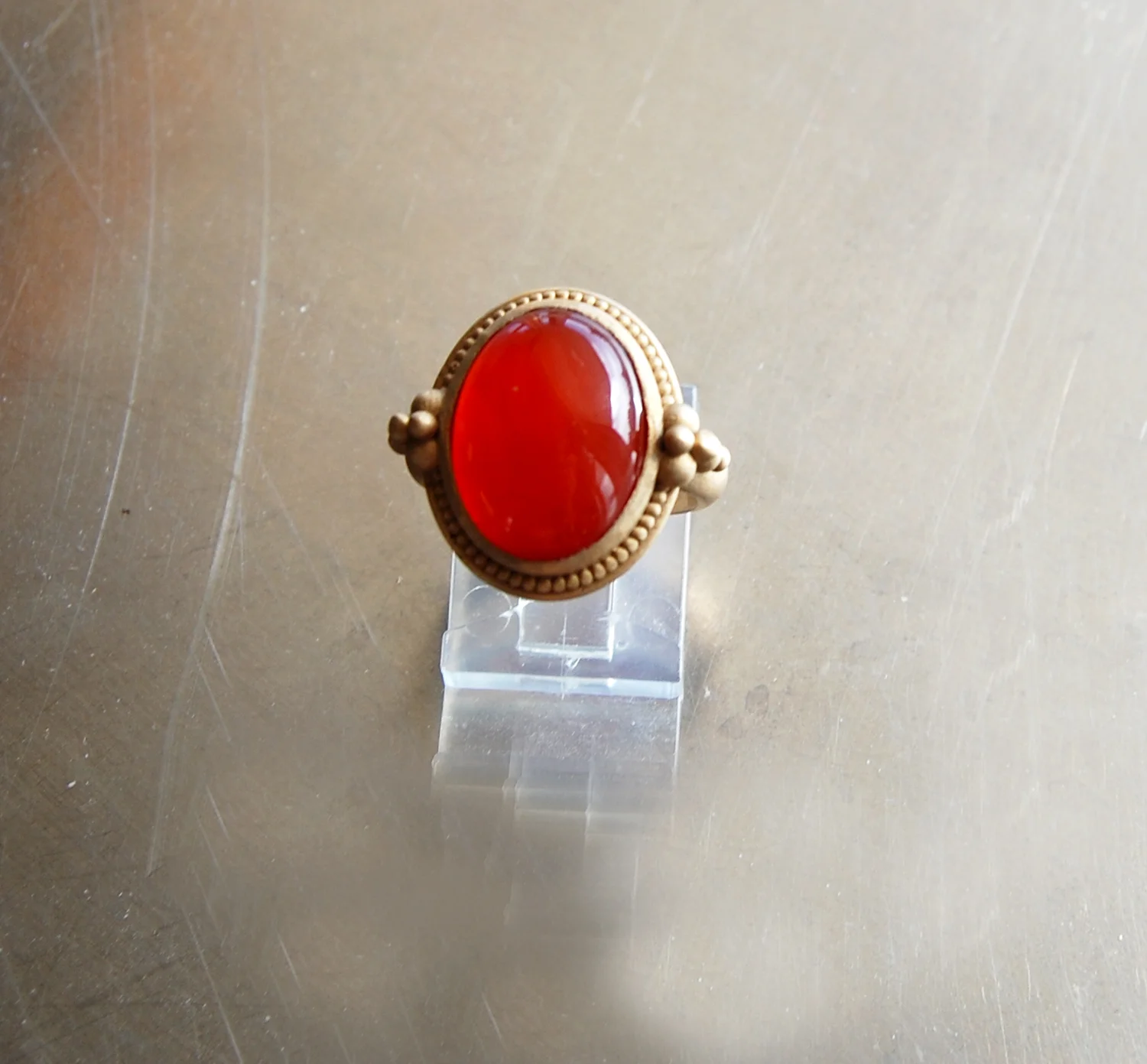 Carnelian Cabuchon & Gold Ring
