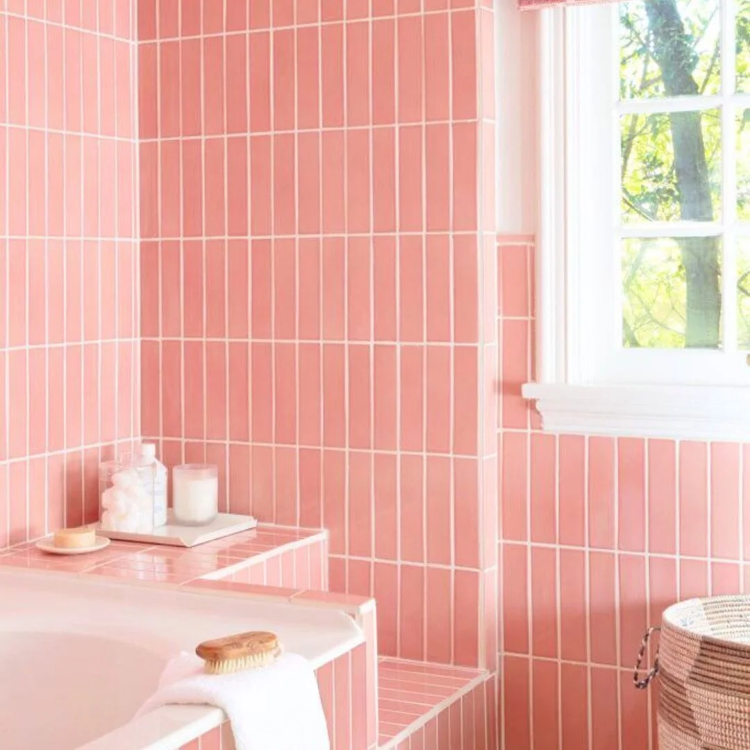 Apparently this is what Hilary Duff's bathroom looks like: safe to say we're obsessed!⁠ 🩰🦩
⁠
Funny how when you get into skincare, the bathroom becomes the self-care palace. 

Anyone else shamelessly spend 30 minutes in the bathroom every morning d