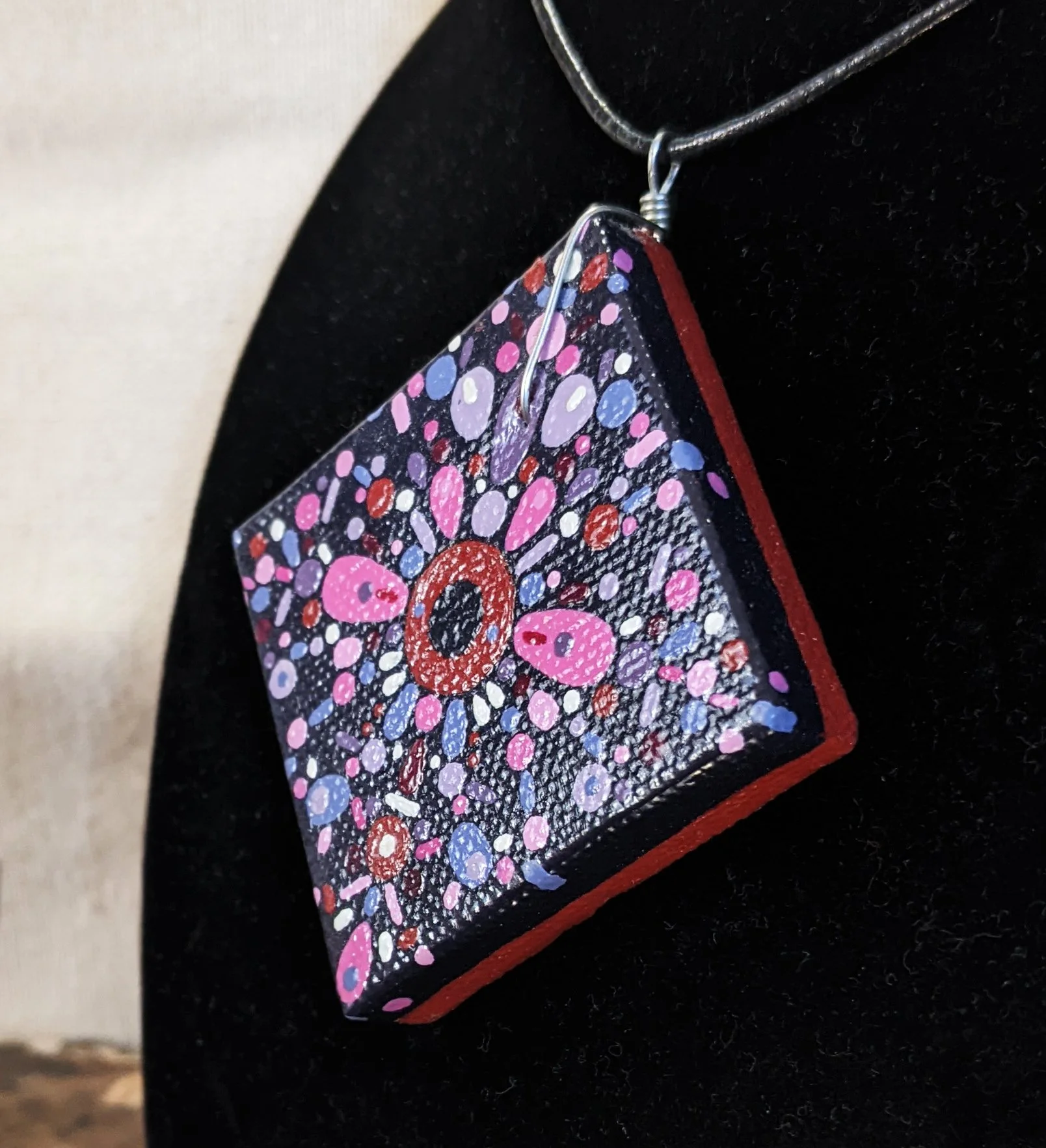 abfaeriewing_pendant3.jpg