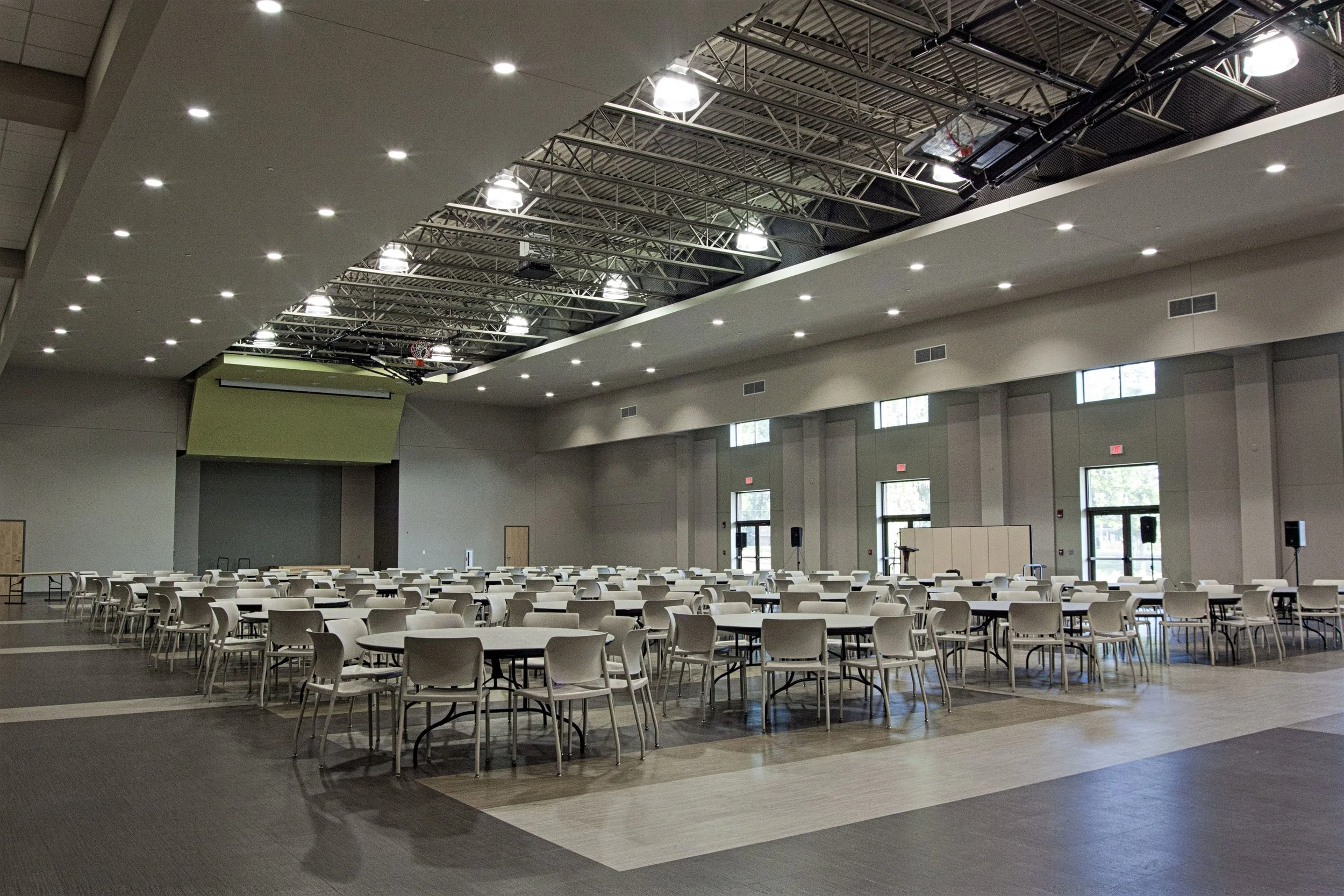 Immanuel Baptist_Interior 1.jpg