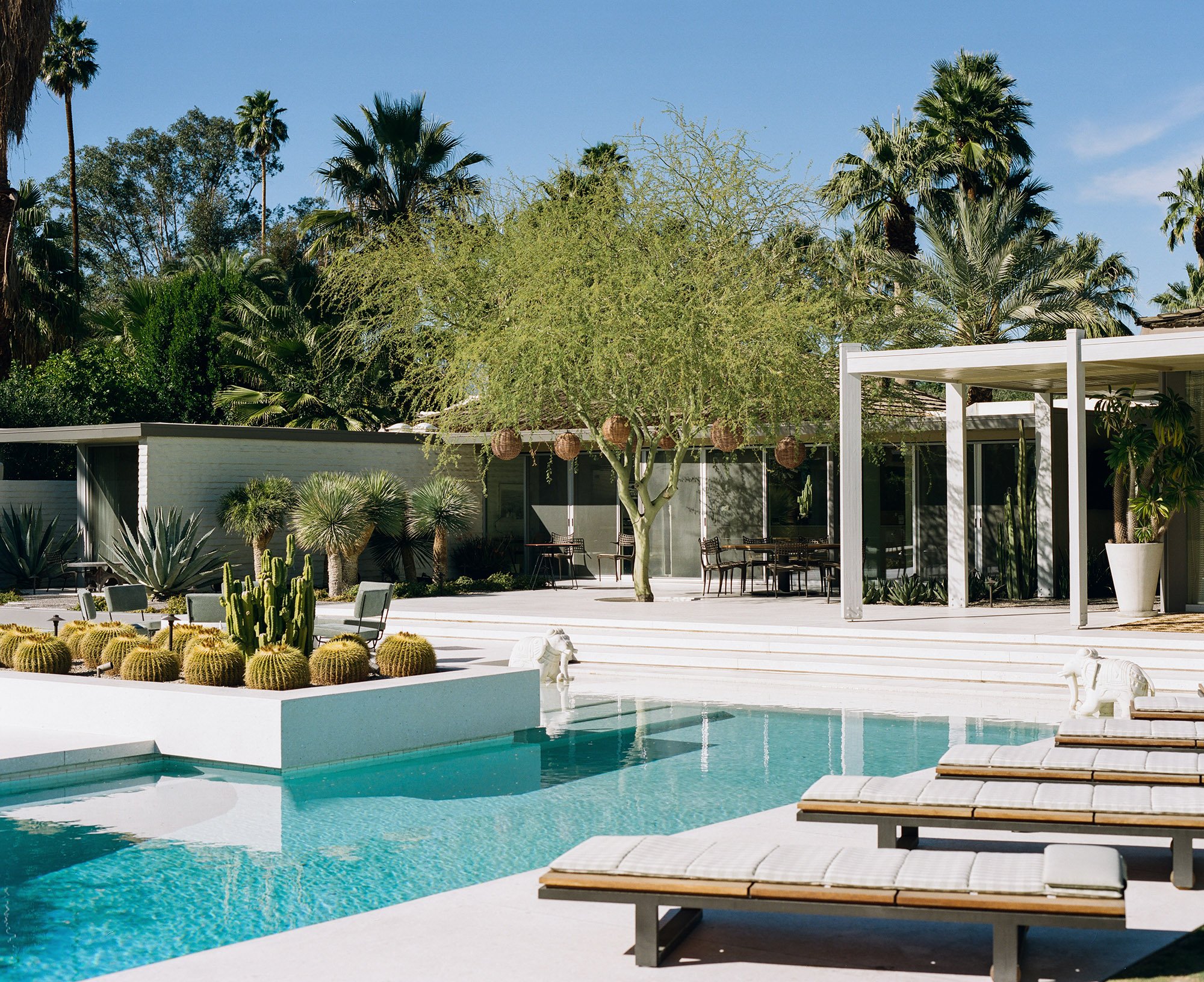 Palm Springs' Midcentury Abernathy House by William F. Cody