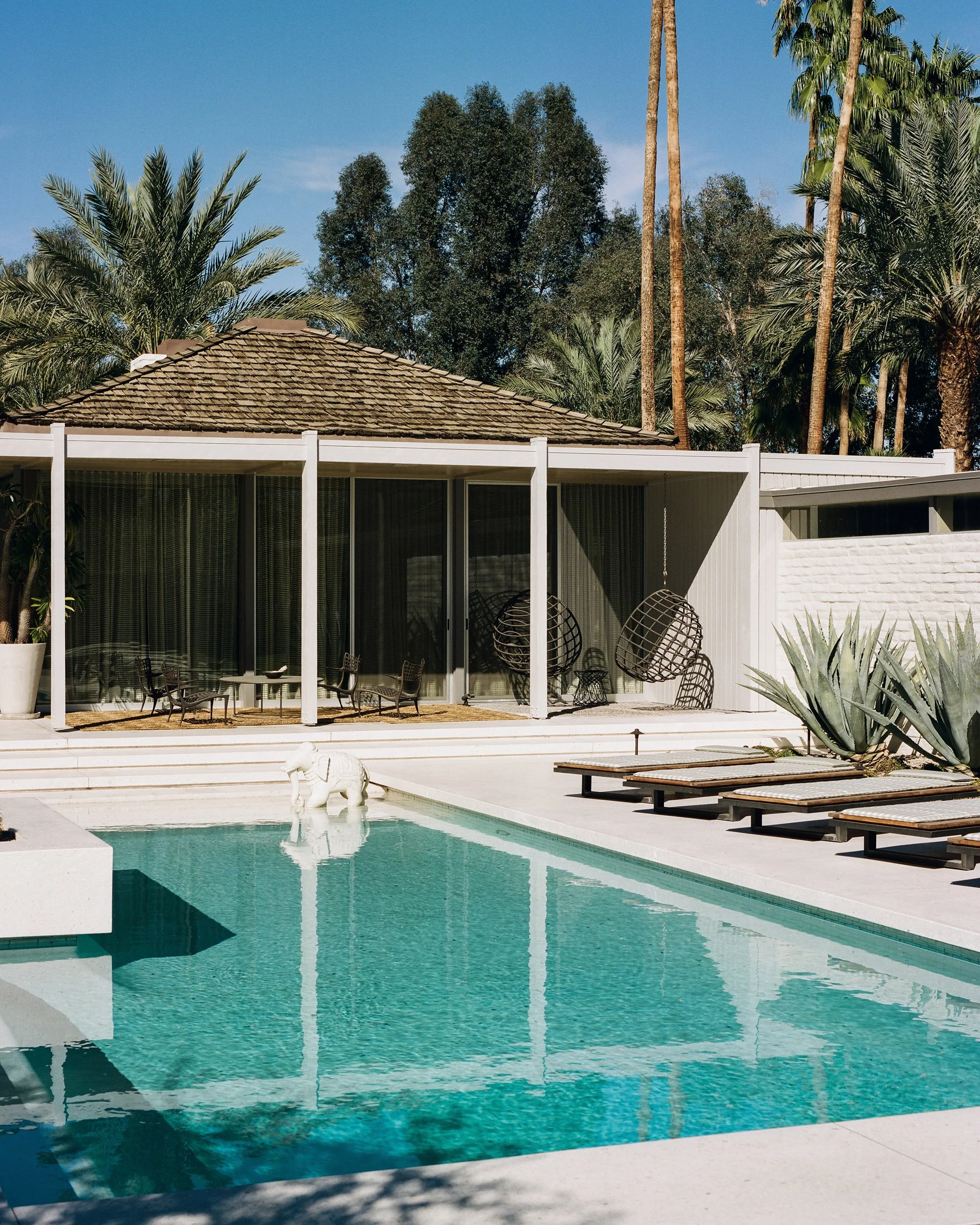 Palm Springs' Midcentury Abernathy House by William F. Cody