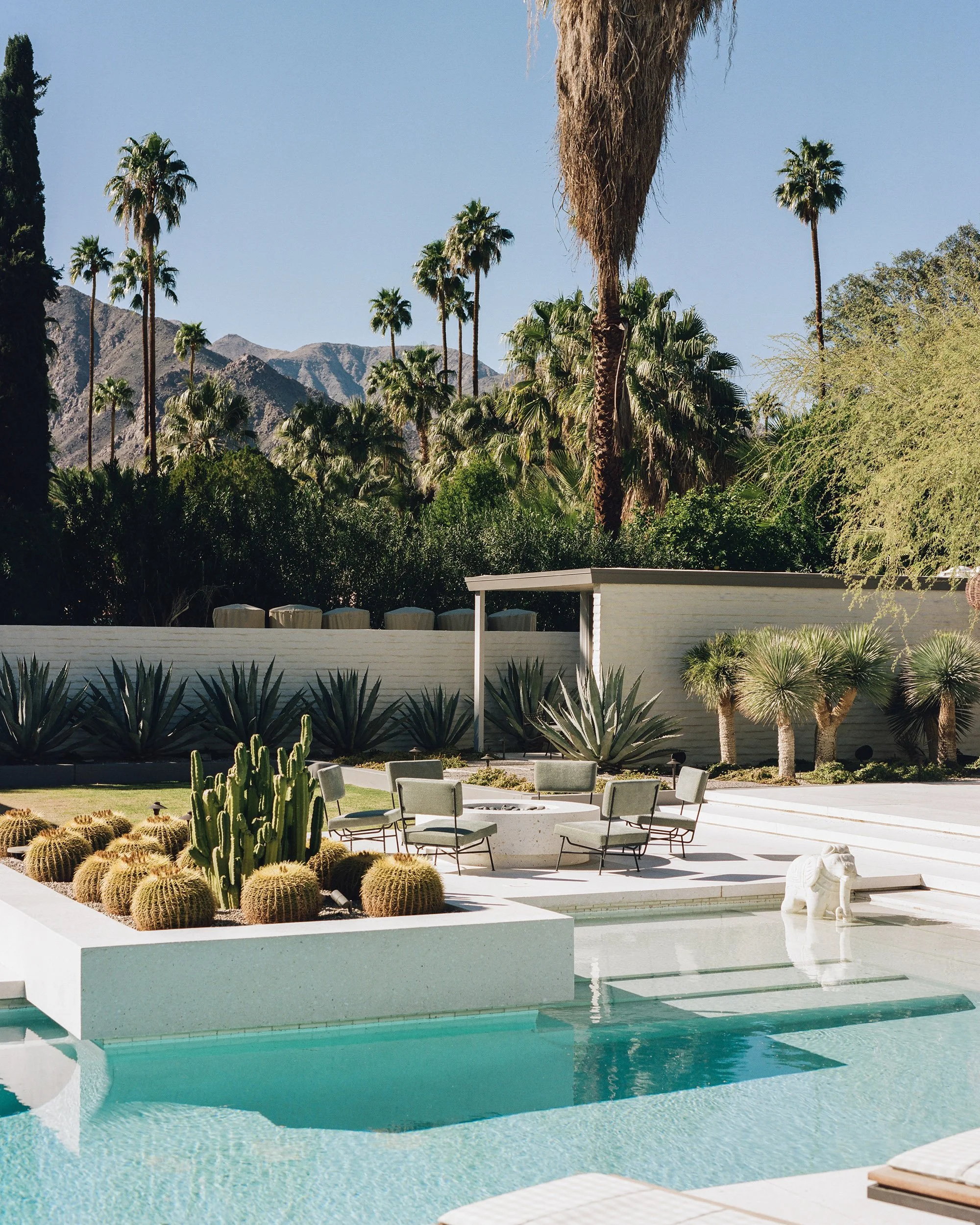 Palm Springs' Midcentury Abernathy House by William F. Cody
