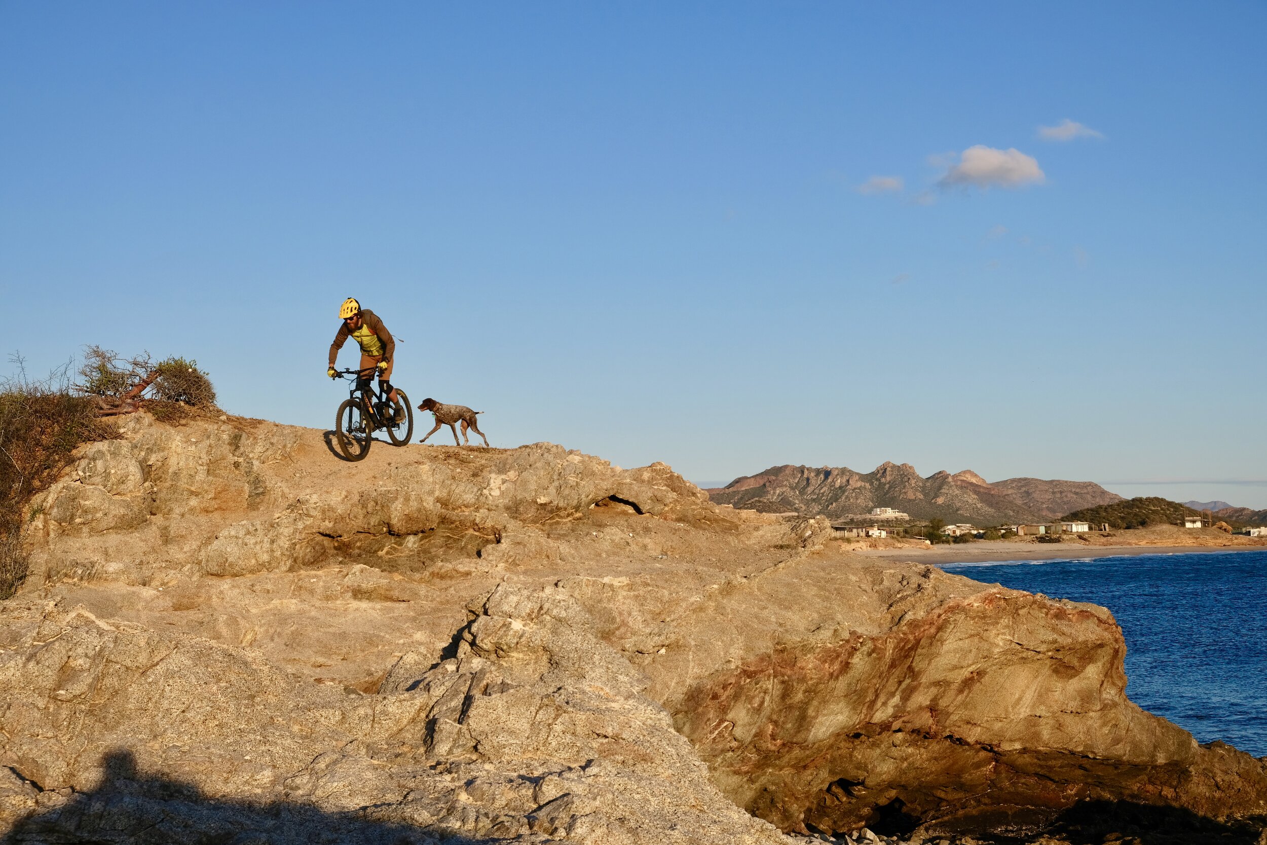  Coastal mountain biking, Mexico. 