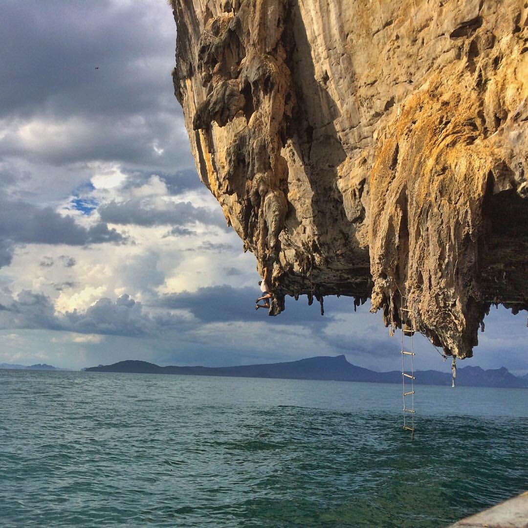  Deep water solo climbing in Thailand 