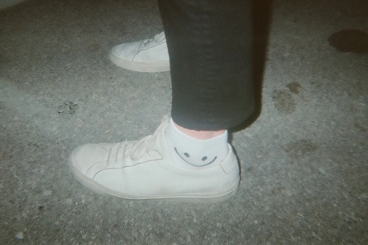 Who wouldn't want a photo of Chase's feet tho!