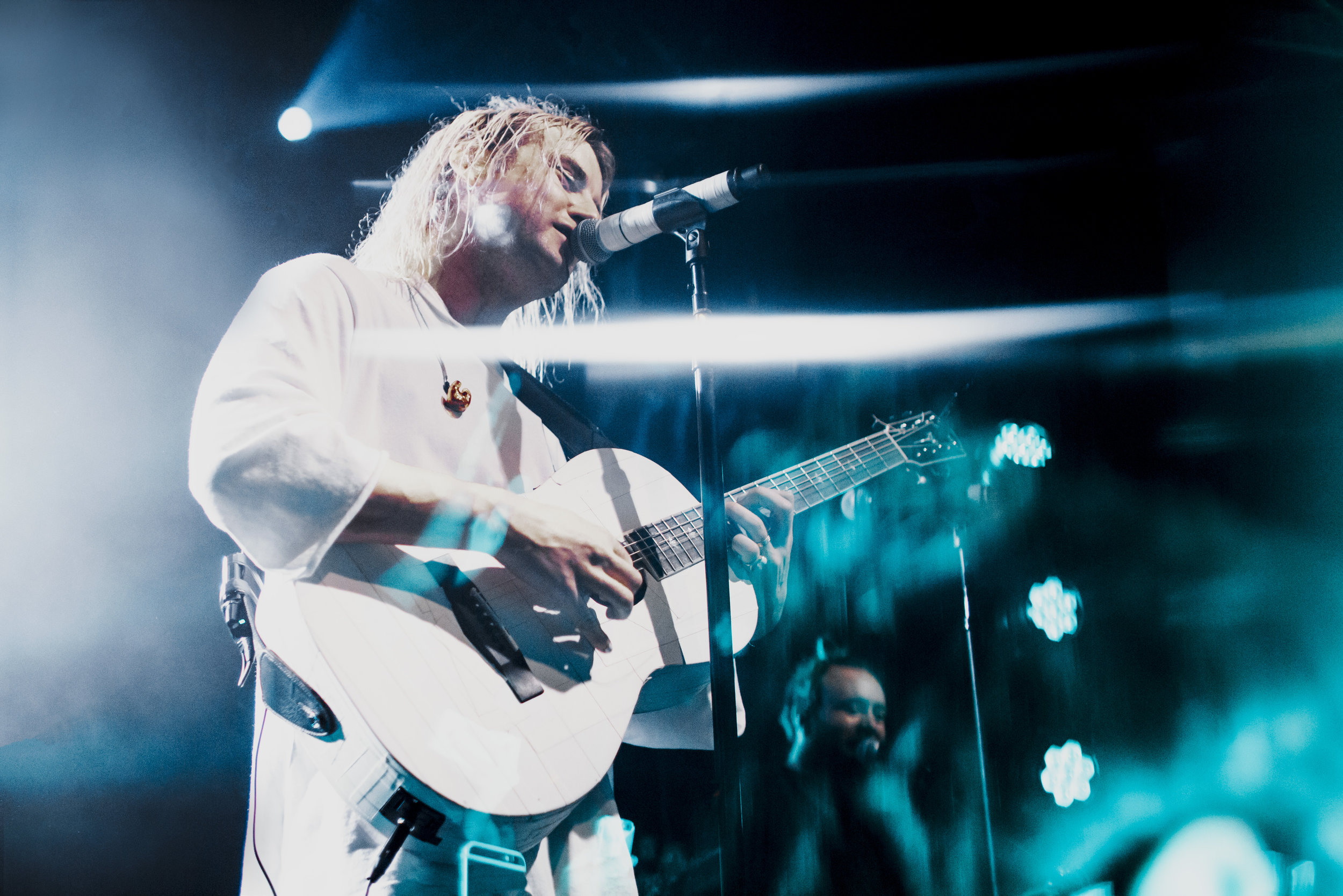 Judah + The Lion (by Nicole Conflenti)