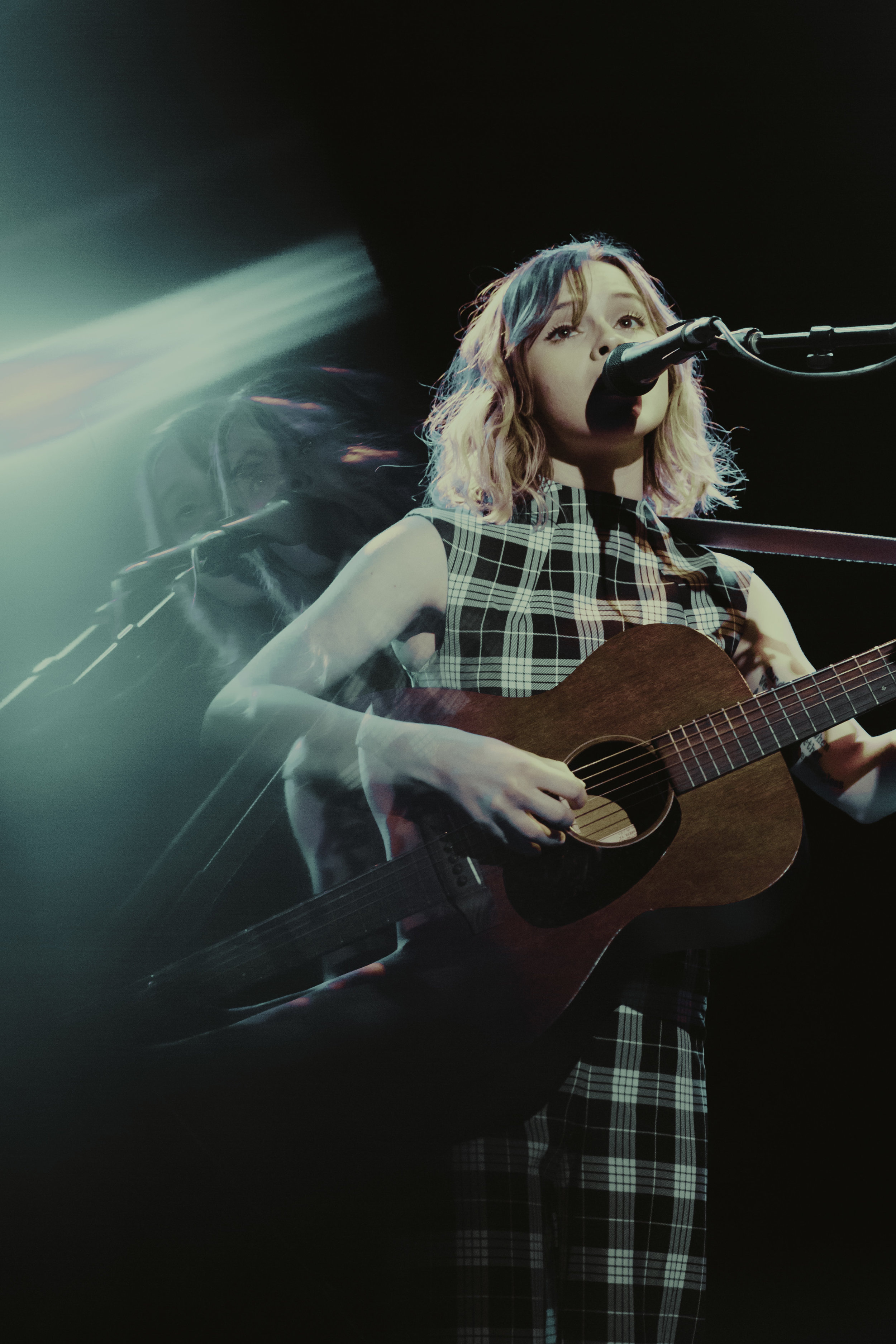 Gabrielle Aplin (by Nicole Conflenti)