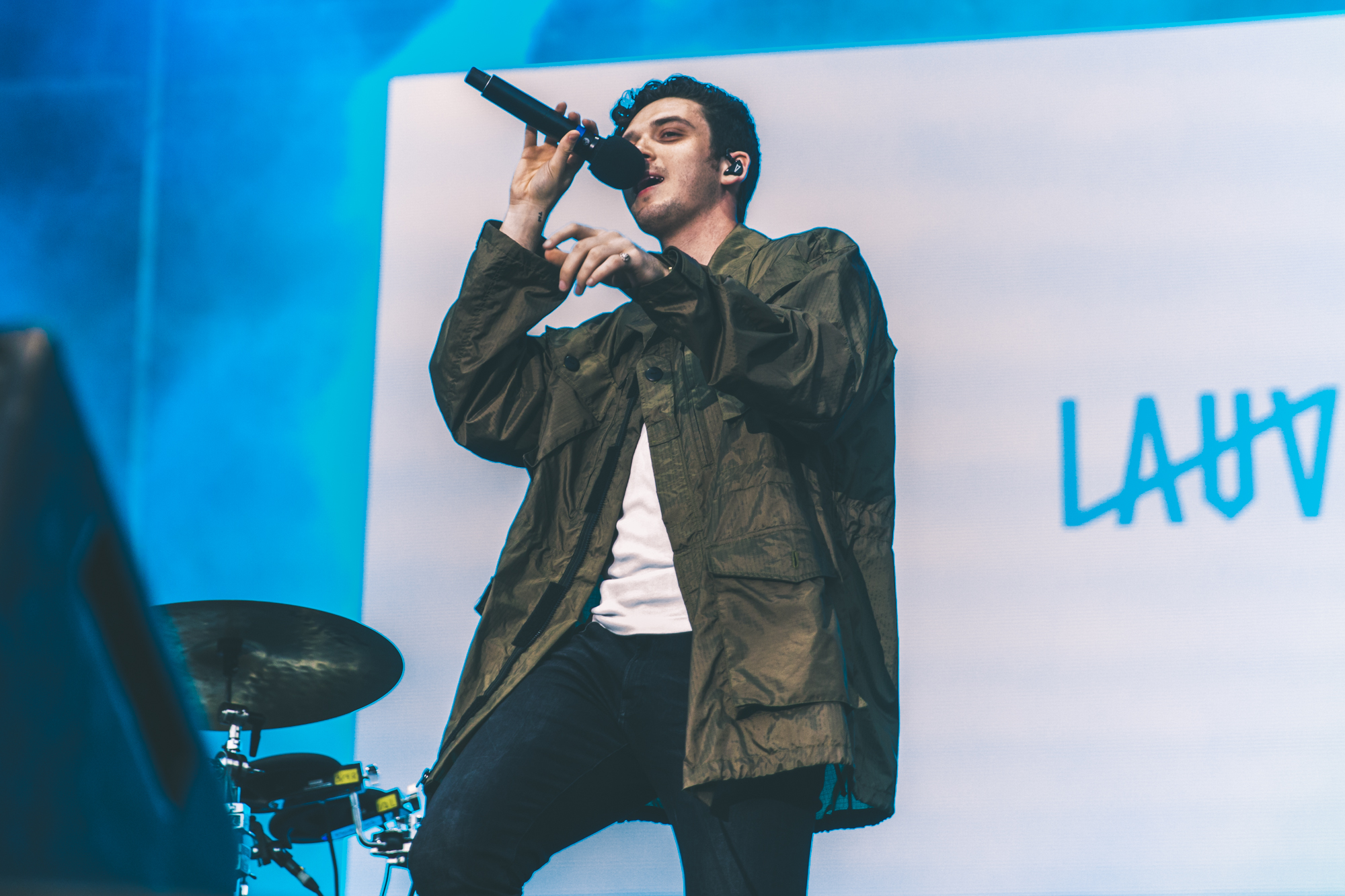 Lauv-3.jpg