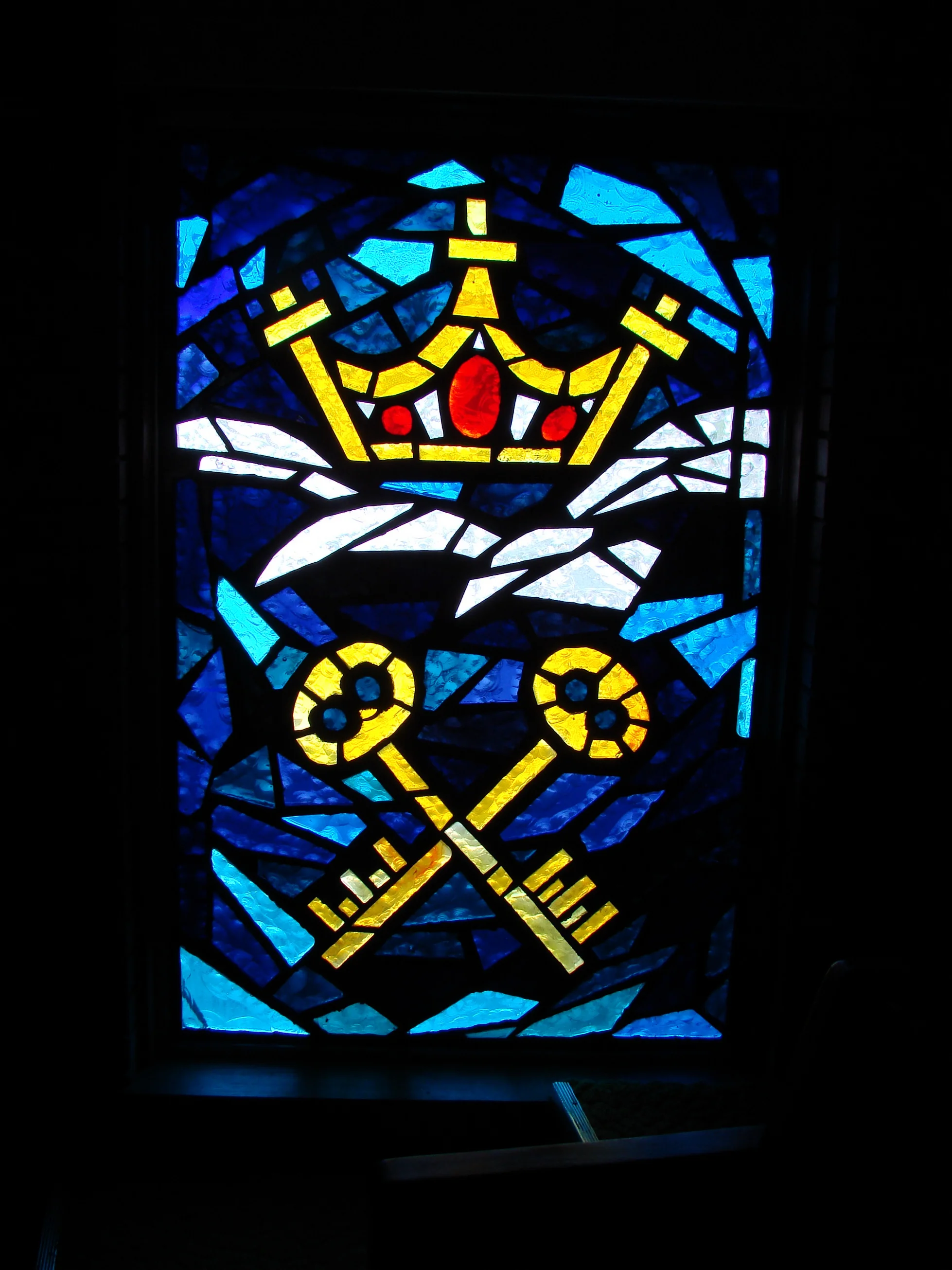 27 Keys Crown Window_resize.jpg
