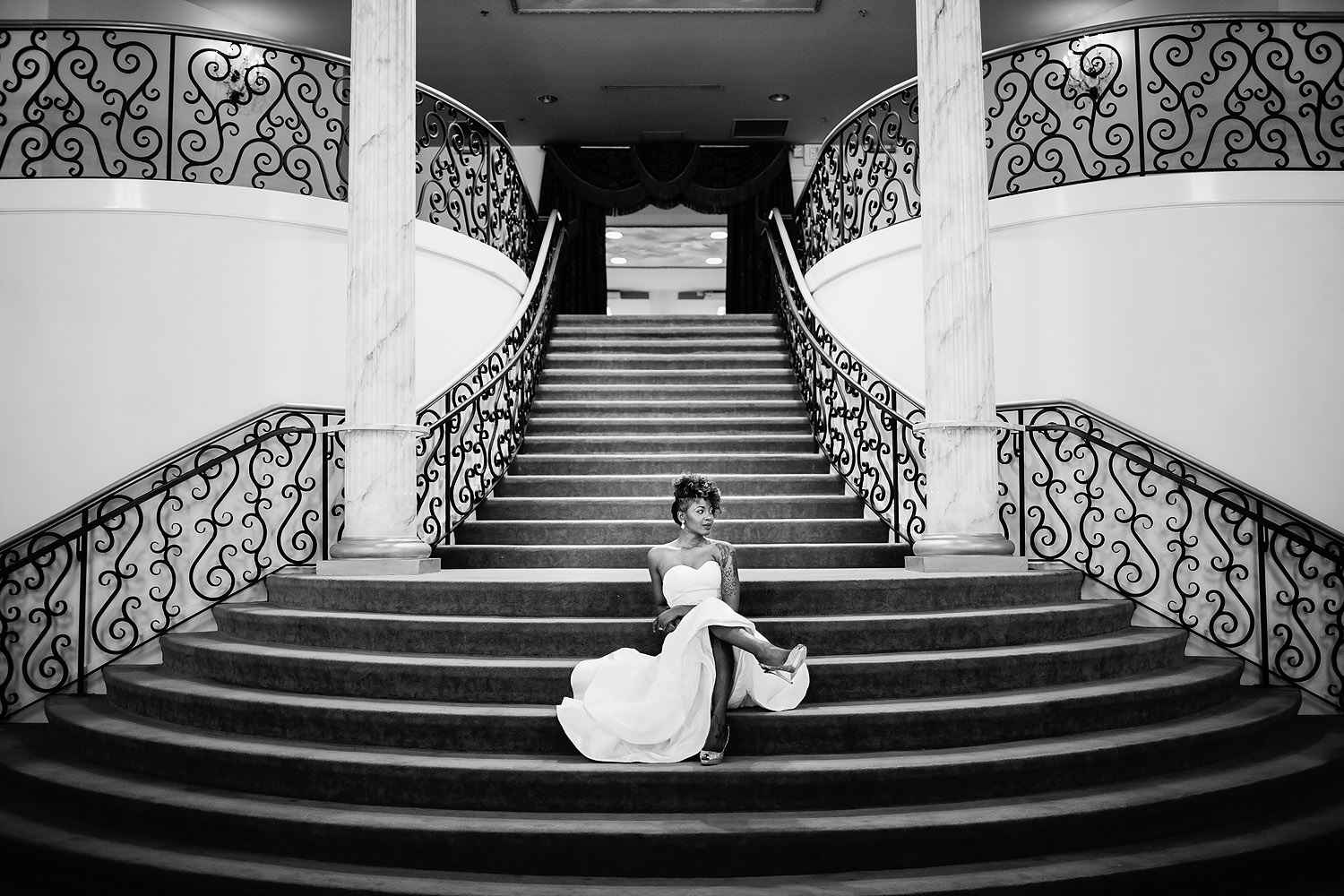 121grand-staircase-bridal.jpg