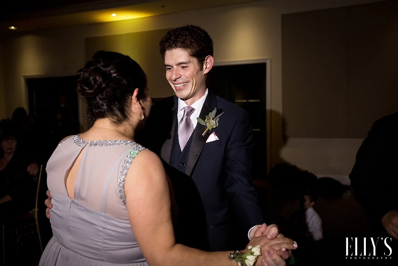 www.ellysphotography.com