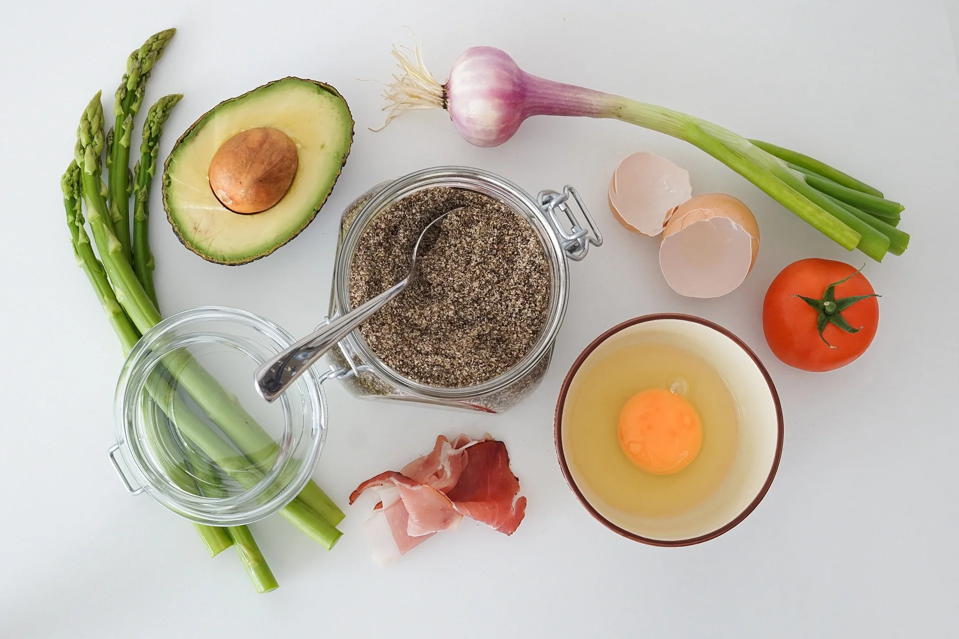 5 facts about healthy fats