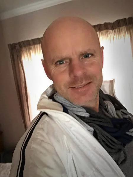 Carl headshot.jpg