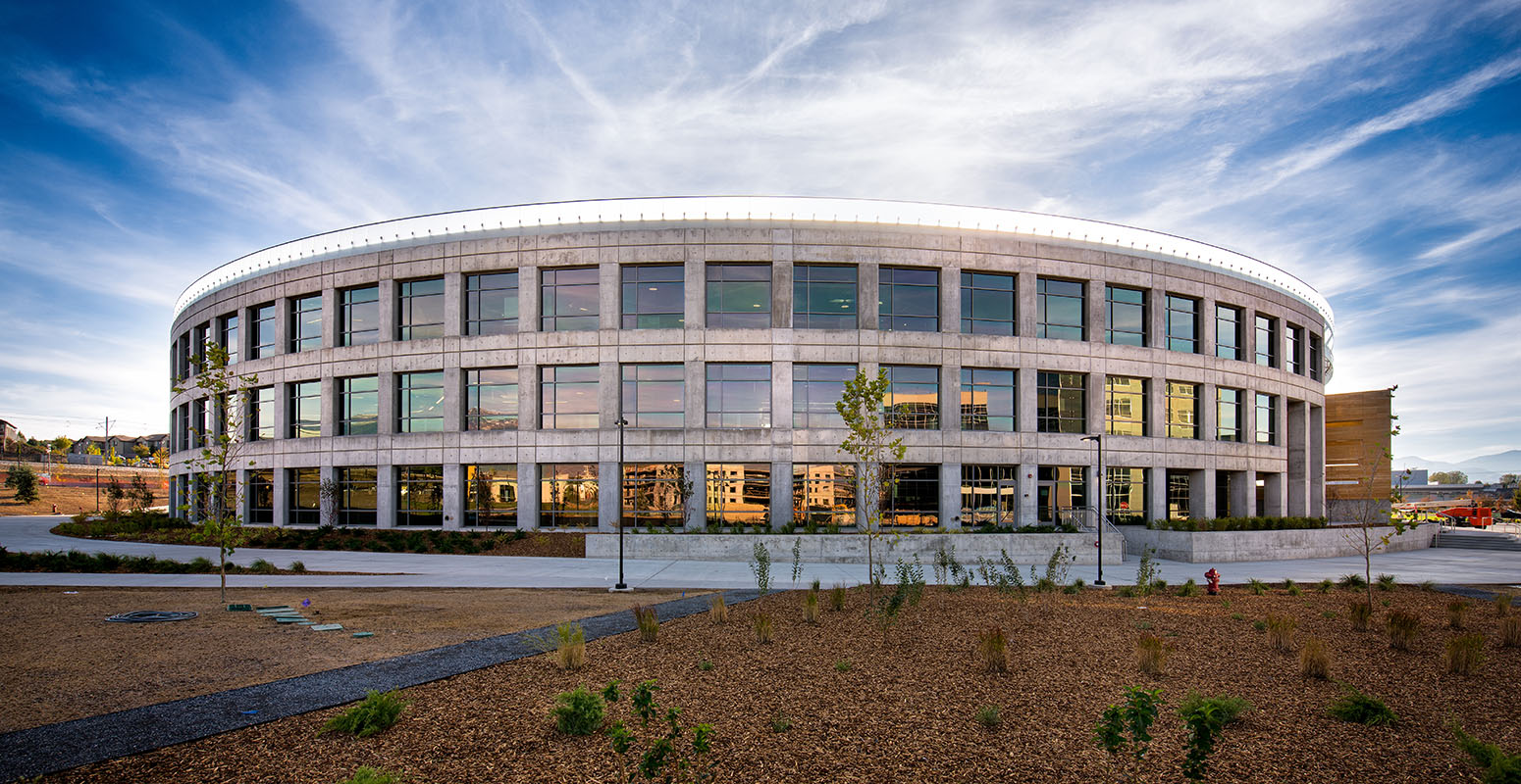 Overstock.com Headquarters, Parking Structure & Data Center (2016)