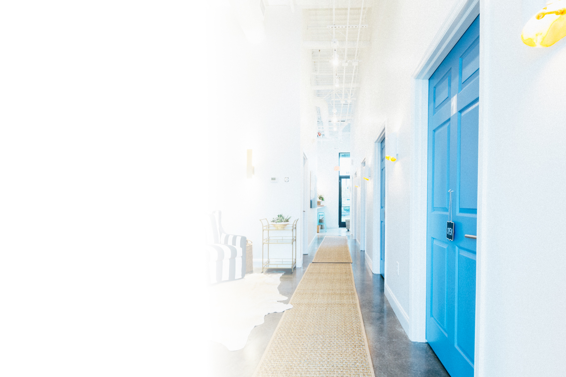PSFS Franklin_Hallway-v2.jpg