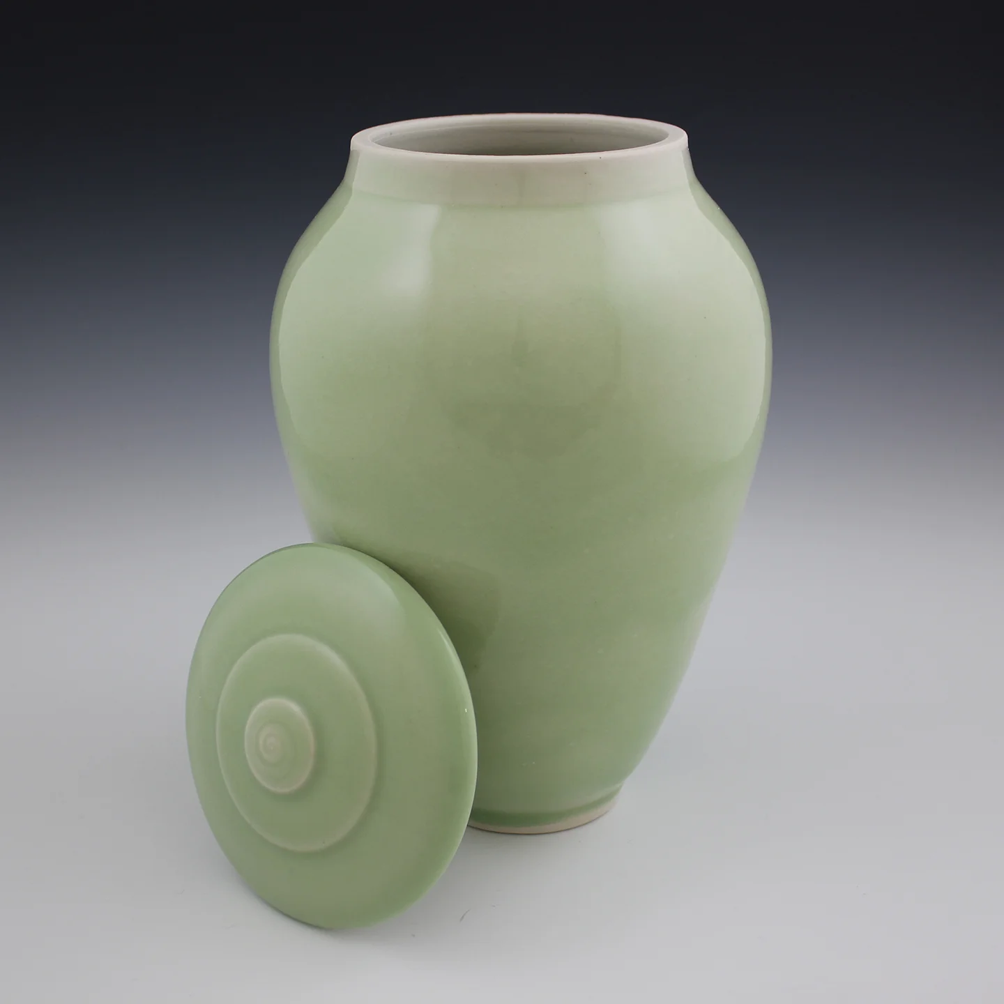 urn-7b.jpg