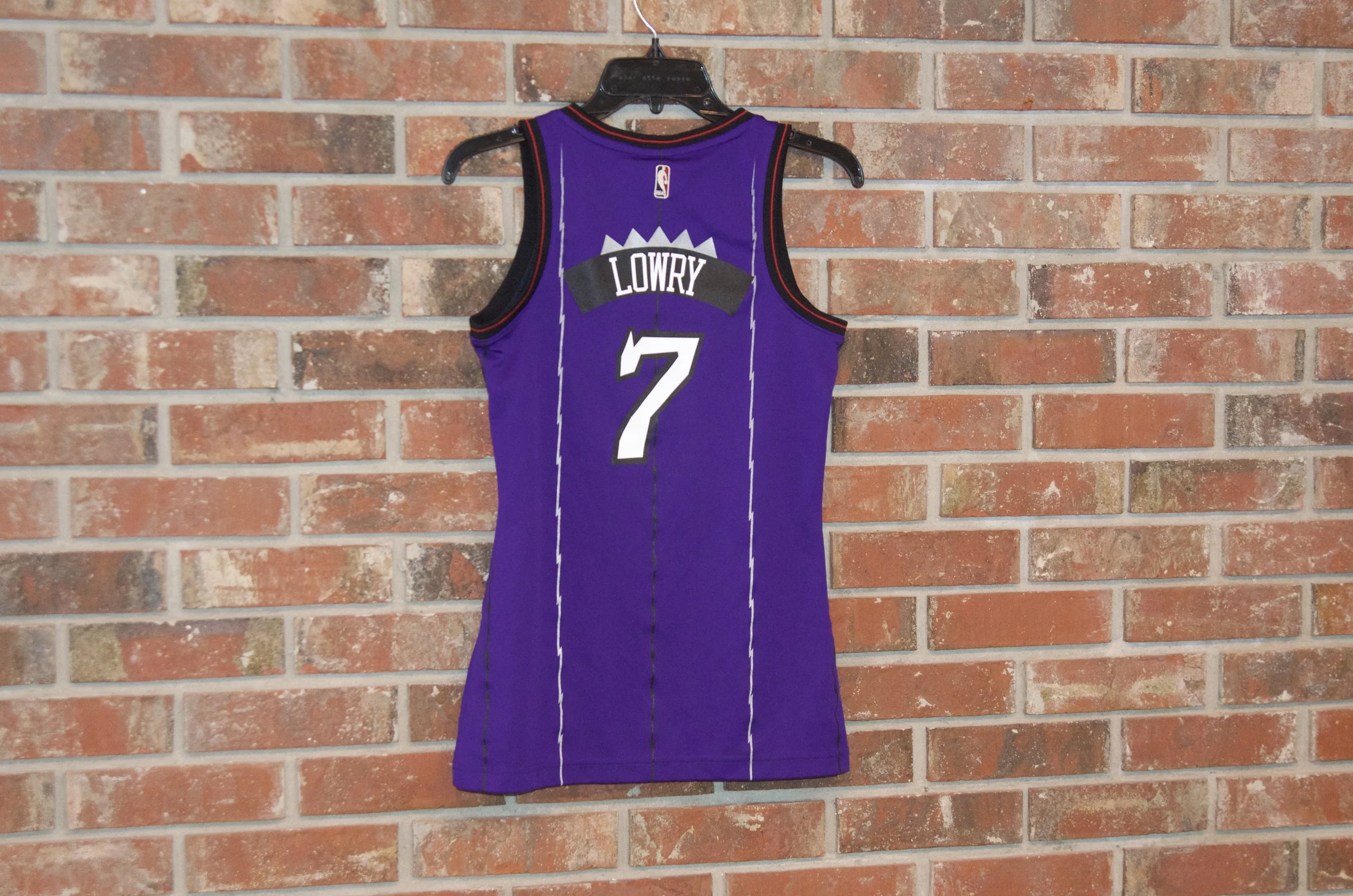 kyle lowry retro raptors jersey