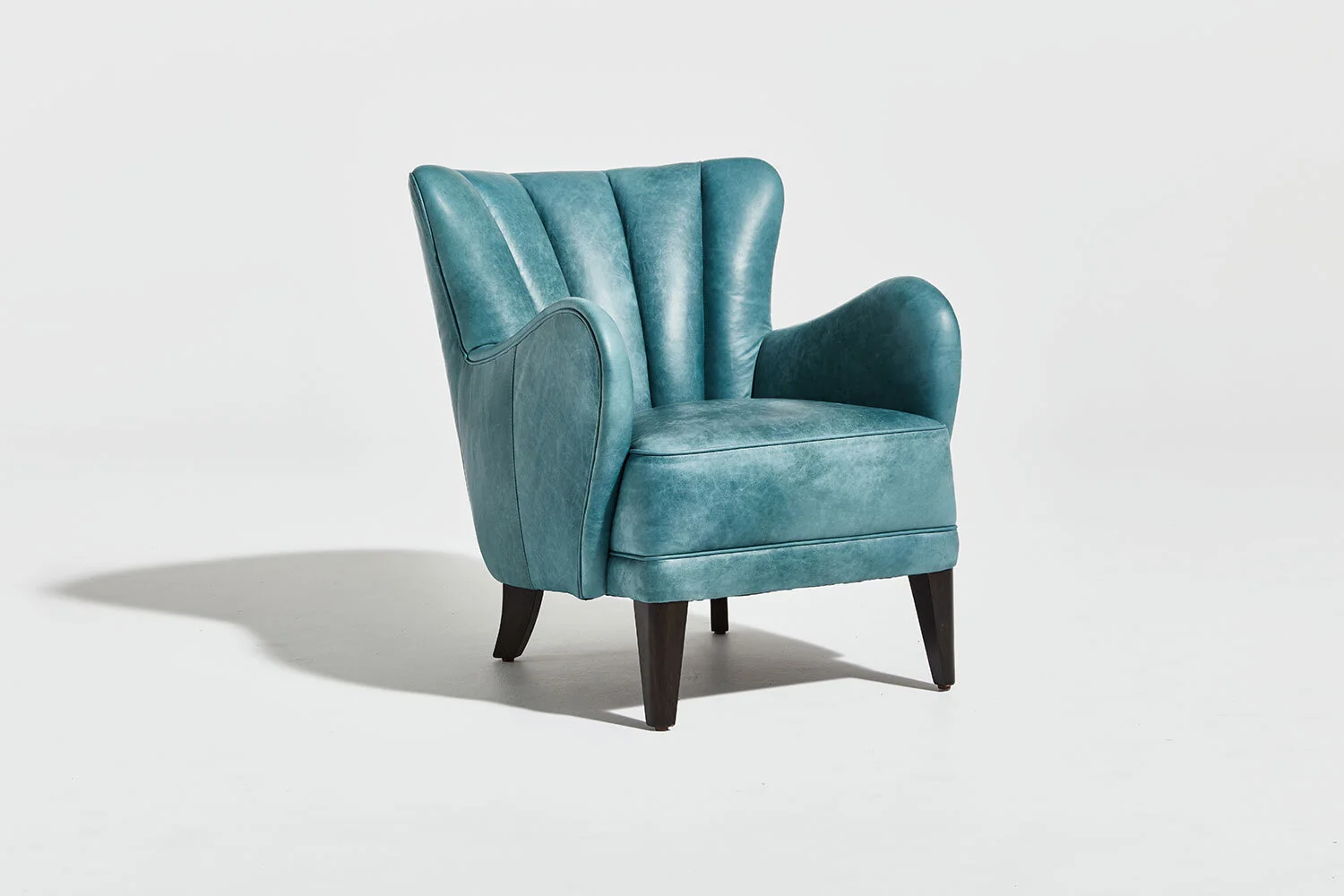 James-Stewart_Goldie-Armchair_01.jpg