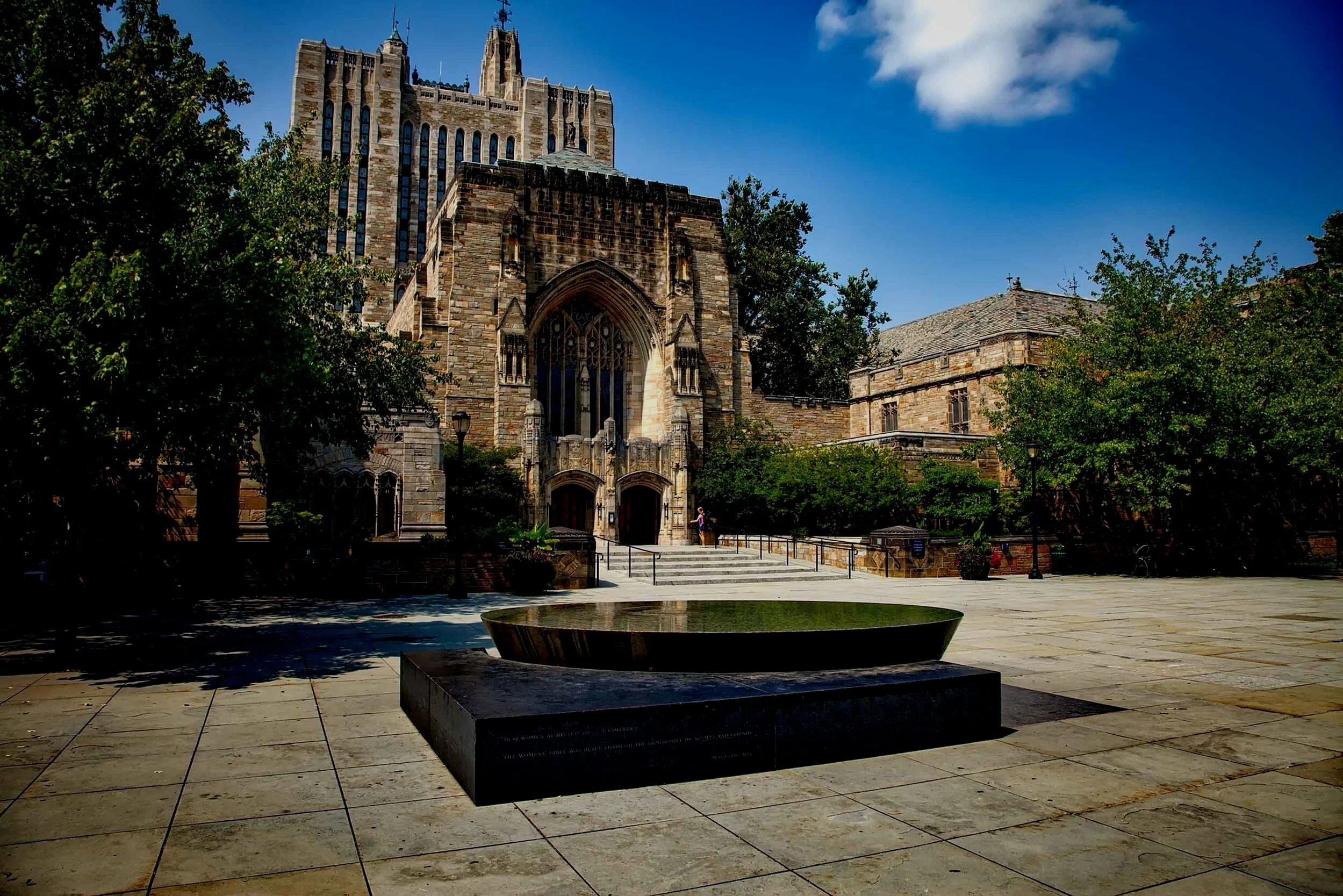 architecture-building-campus-159514.jpg