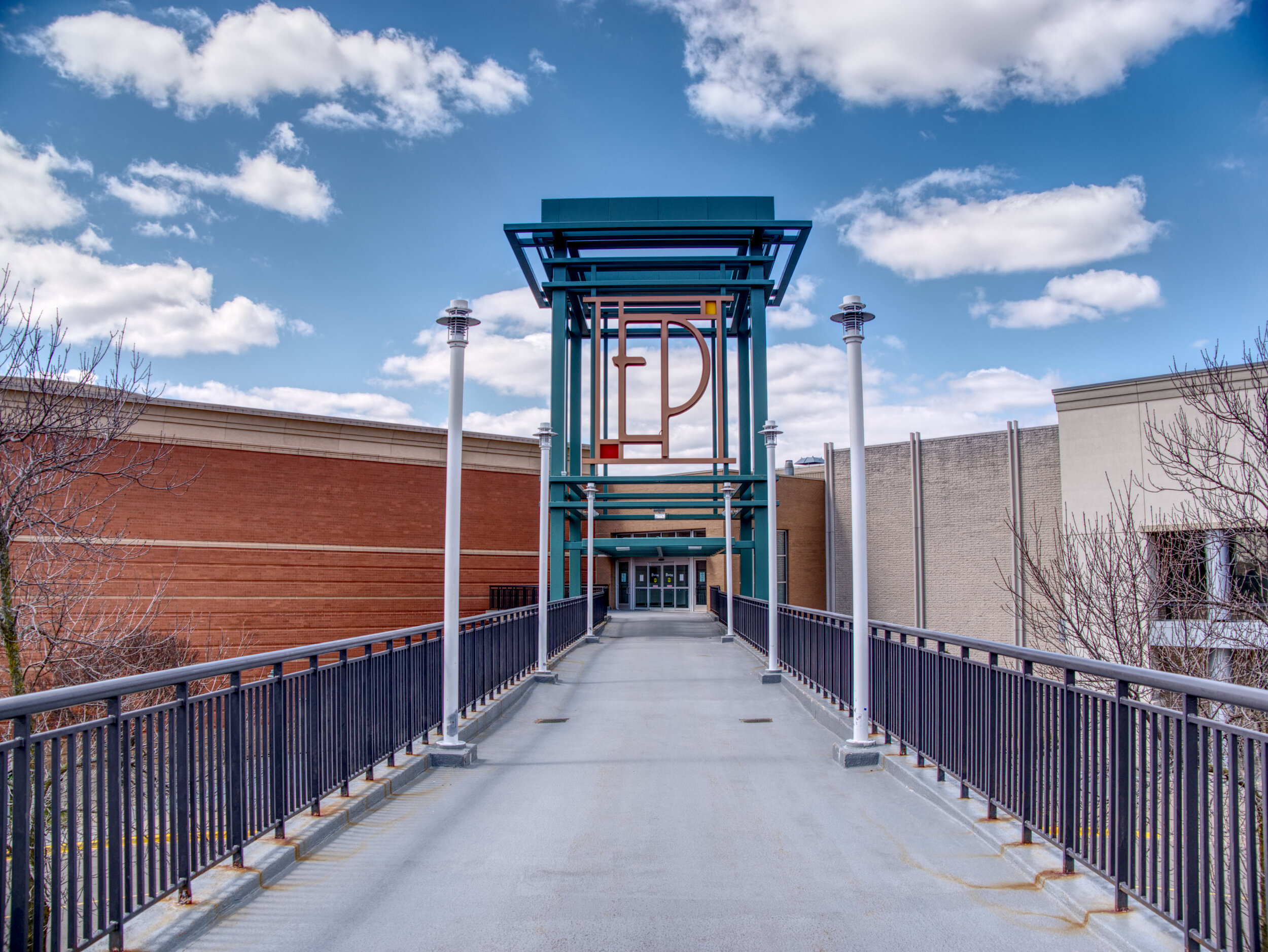 6EP_Mall_Entrance5.jpg