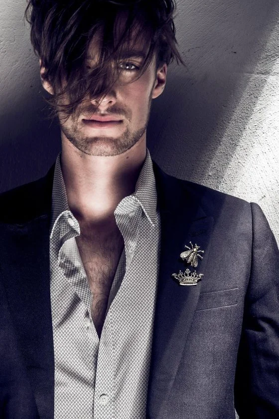 VICTOR_Magazine_Men4-1-560x840.jpg