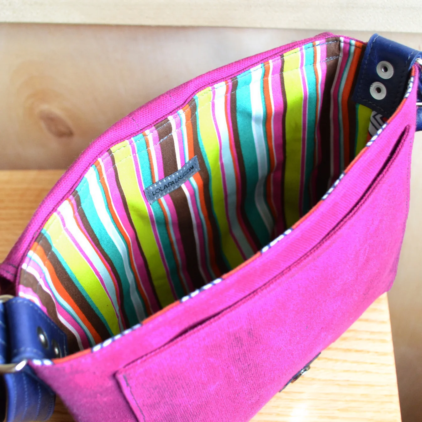 Interior of Davy Mini Messenger Bag in Hot Pink
