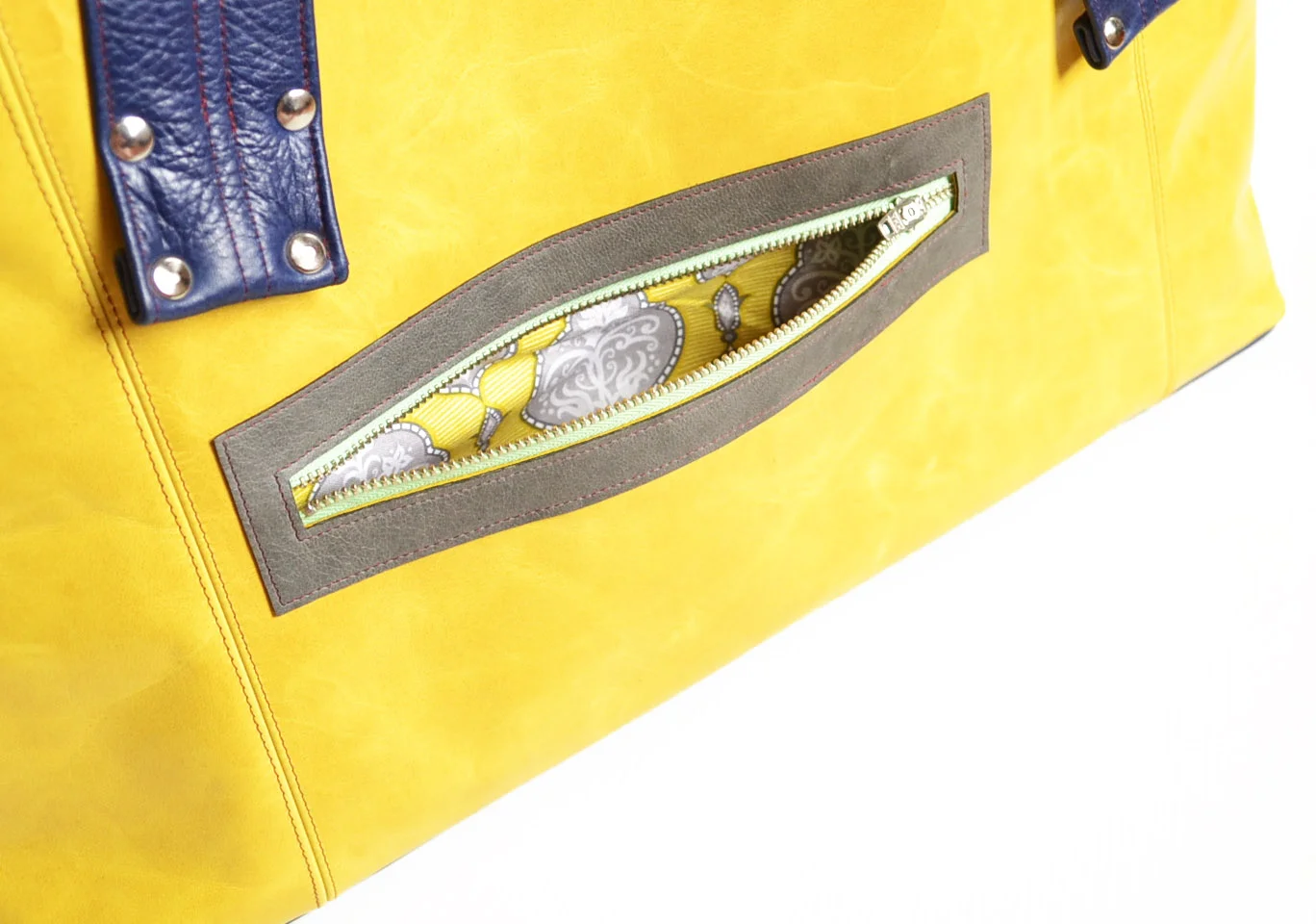 Zippered pocket of Grayson laptop tote