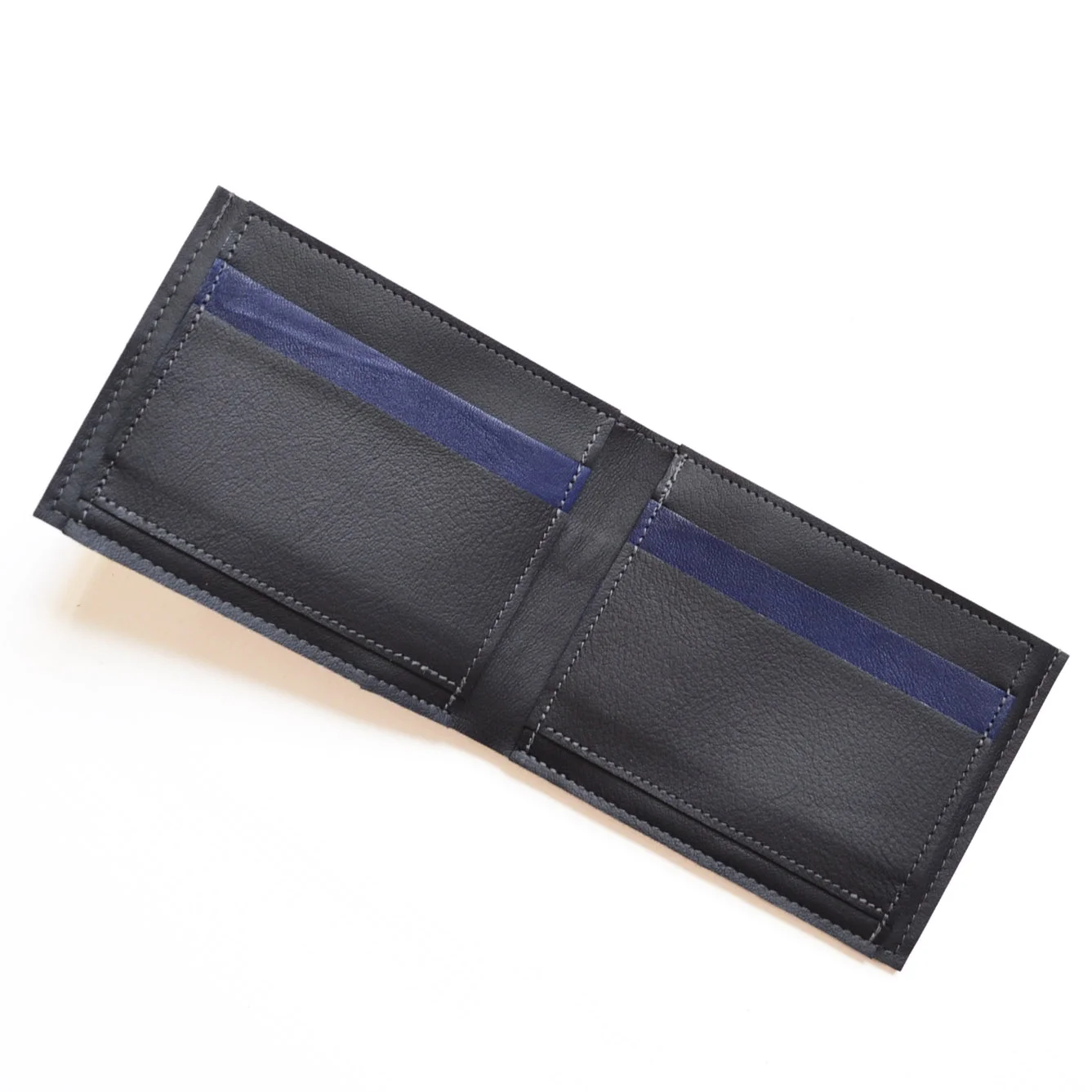 Interior of Frankie bifold wallet in Burgundy