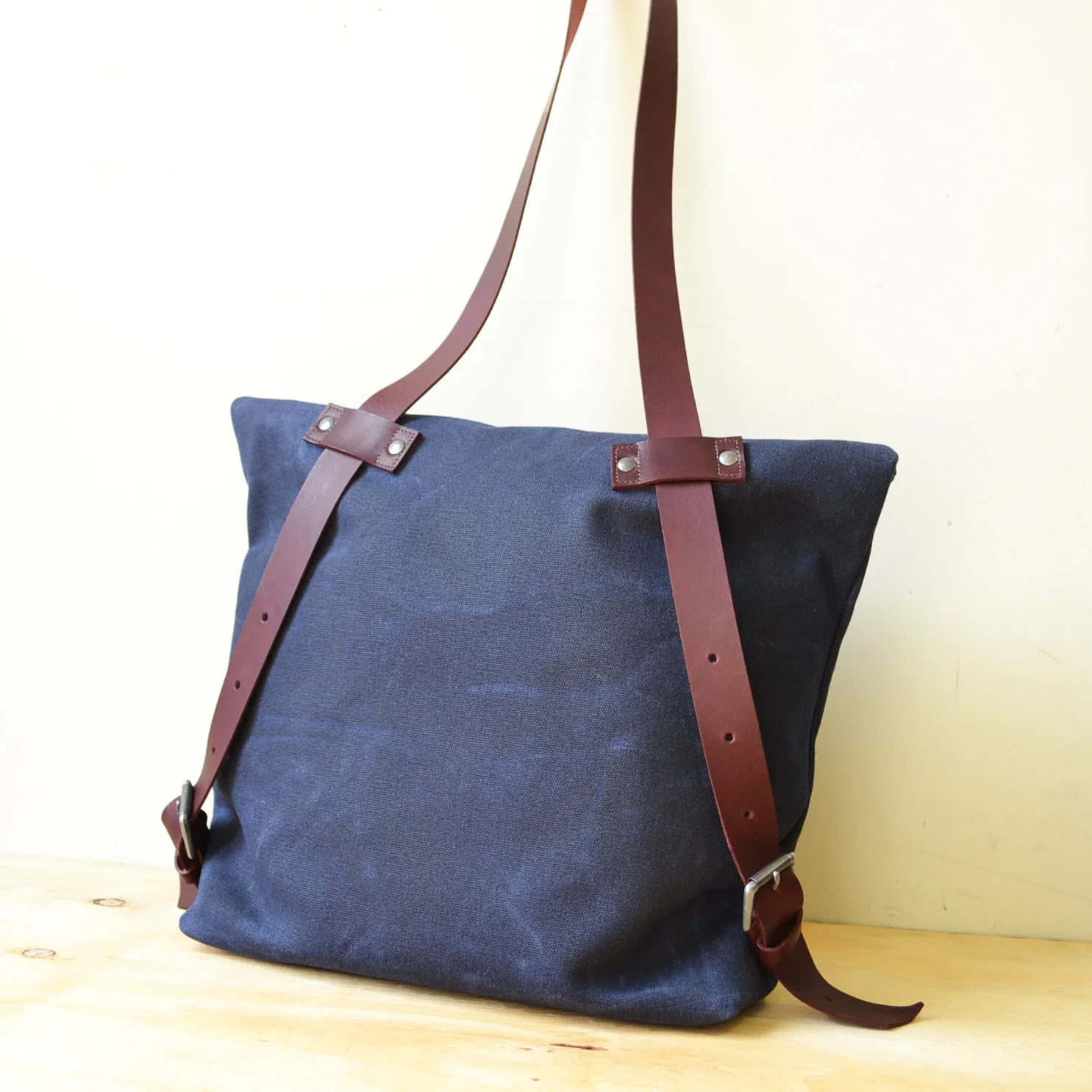 Navy Wren Backpack back view.jpg