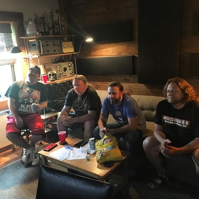 @joestammband are back in #lonetree #iowa at the #ruralrecordingresort #recordingstudio with a new line up and another batch of #countrymusic #smashhits #americana #altcountry #southernrock