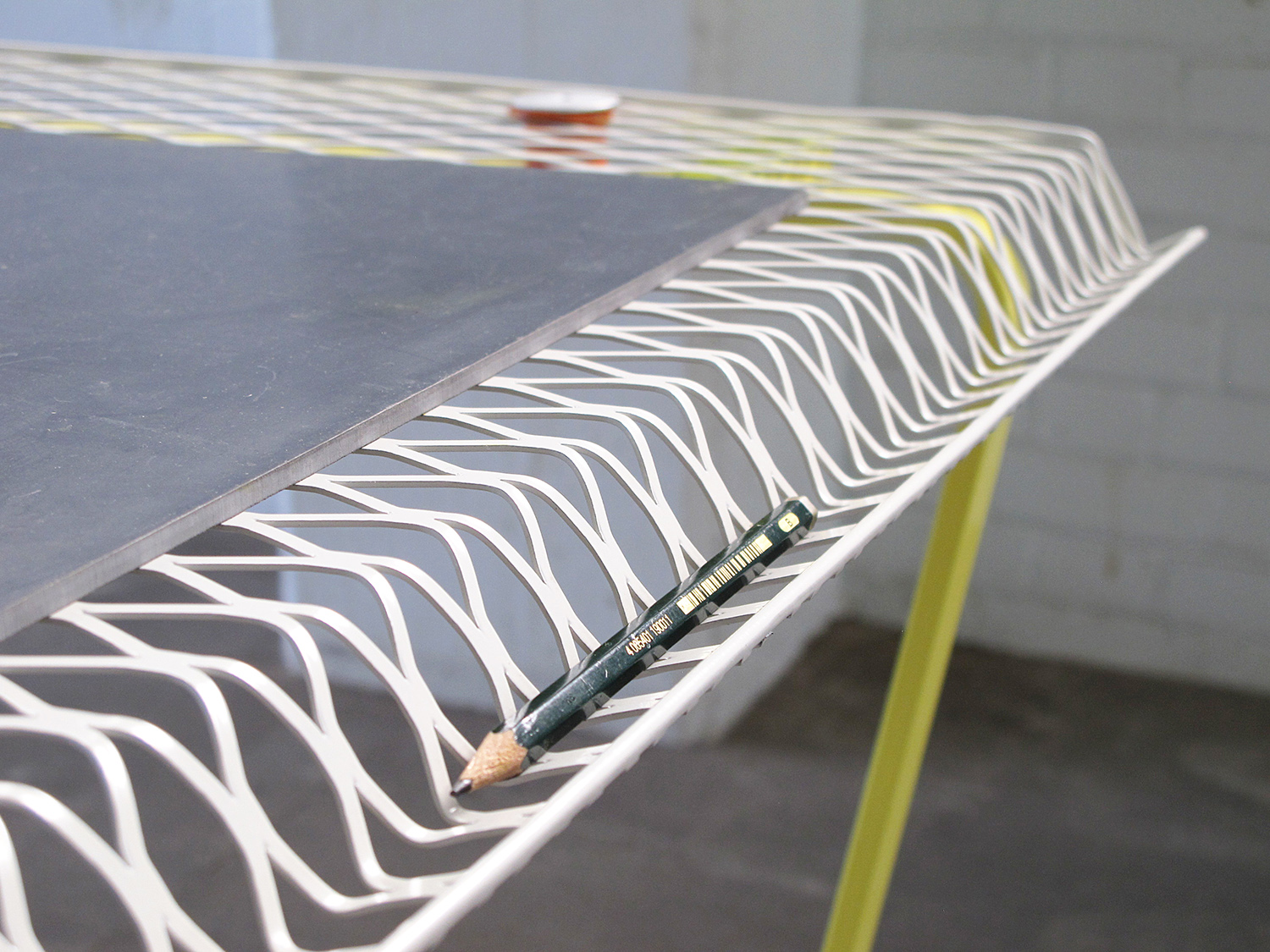 desk_06.JPG