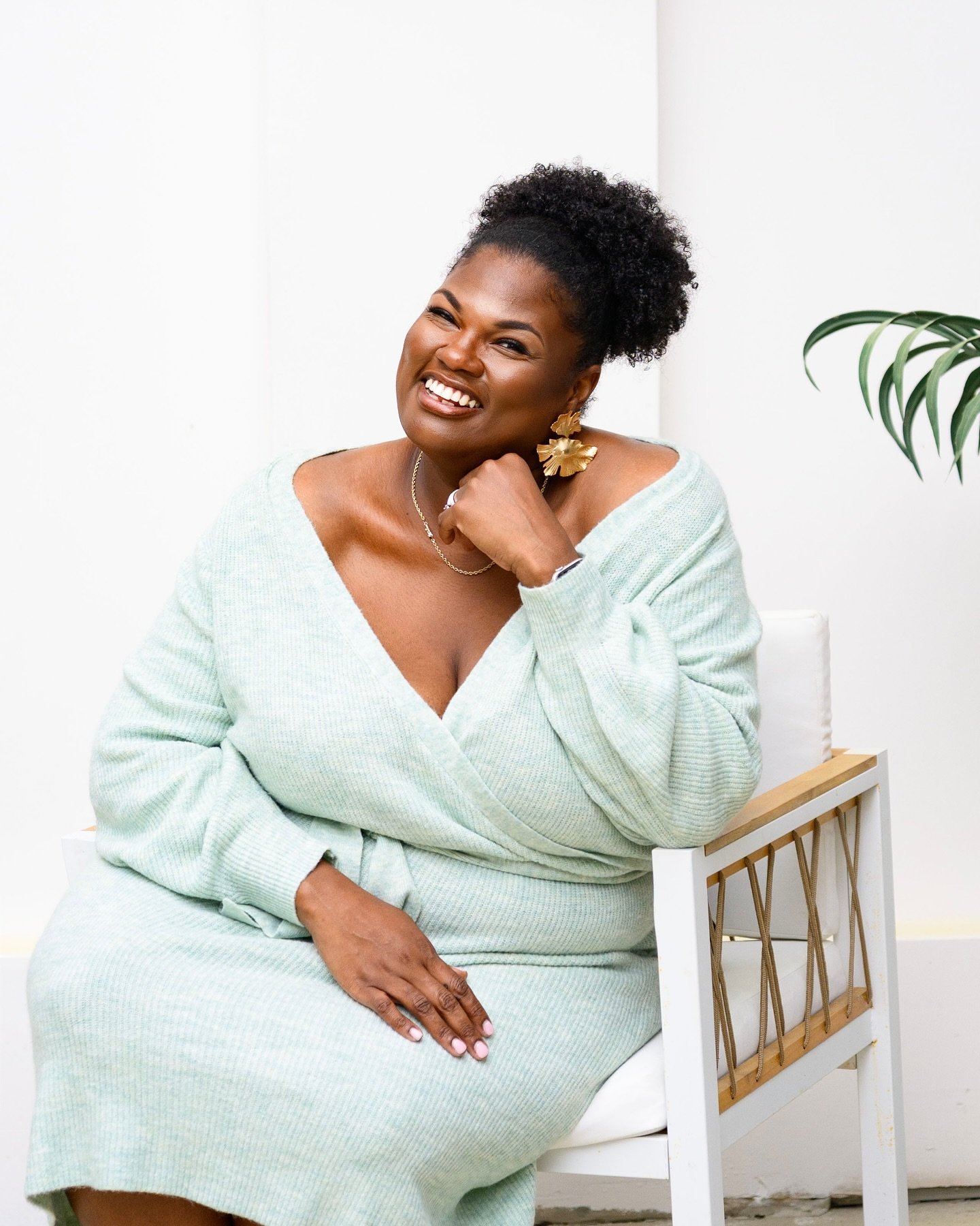 Here&rsquo;s a lil Monday &ldquo;shoulder action&rdquo; since I&rsquo;m in my &ldquo;Soft Girl Era&rdquo; 😉! This year I&rsquo;m making it my business to Push my business in ways I haven&rsquo;t been doing consistently the last few years. Instead of