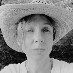 author Brenda Kahn.png