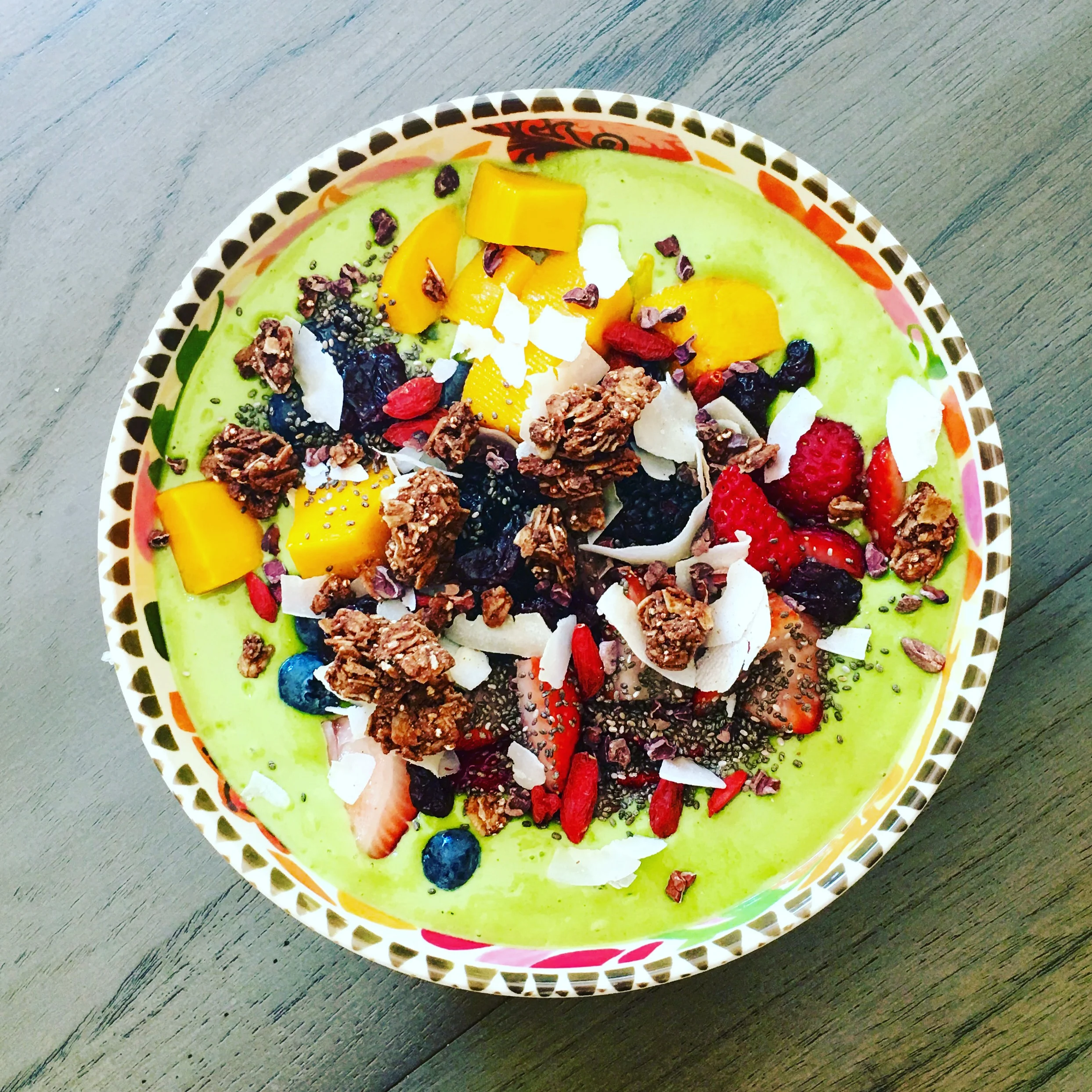 Tropical Green Smoothie Bowl