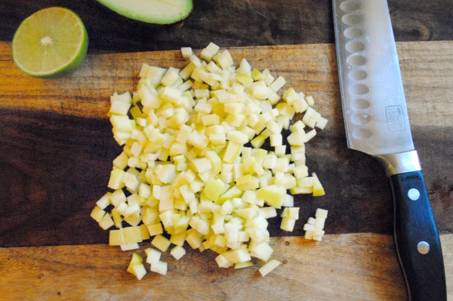 Chopped apples.jpg