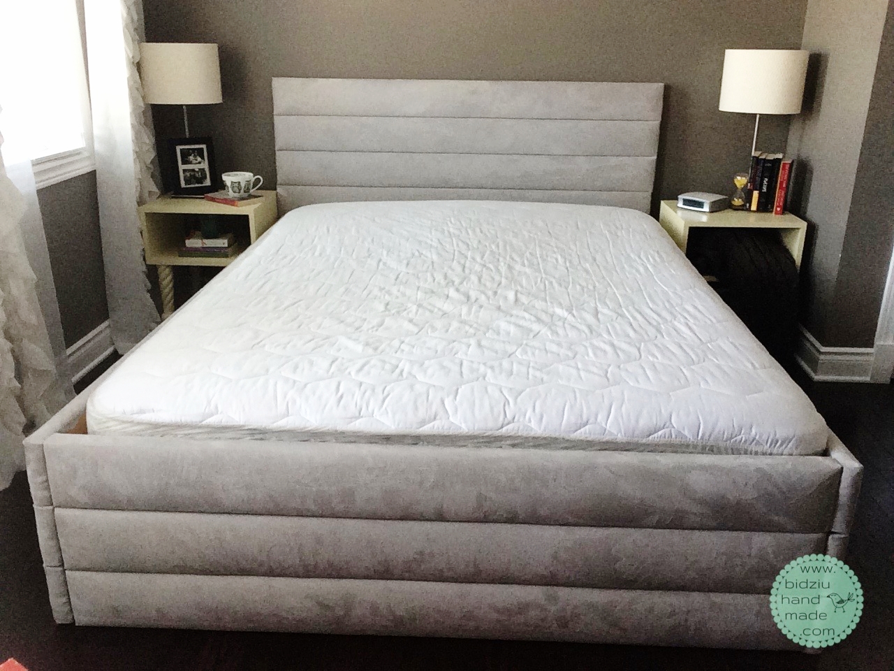 DIY bed frame, upholstered bed frame, DIY upholstered headboard, modern bed frame, DIY modern bed frame, DIY upholstered bed frame, DIY bed frame idea, DIY home improvement project, bidziu handmade, bidziuhandmade